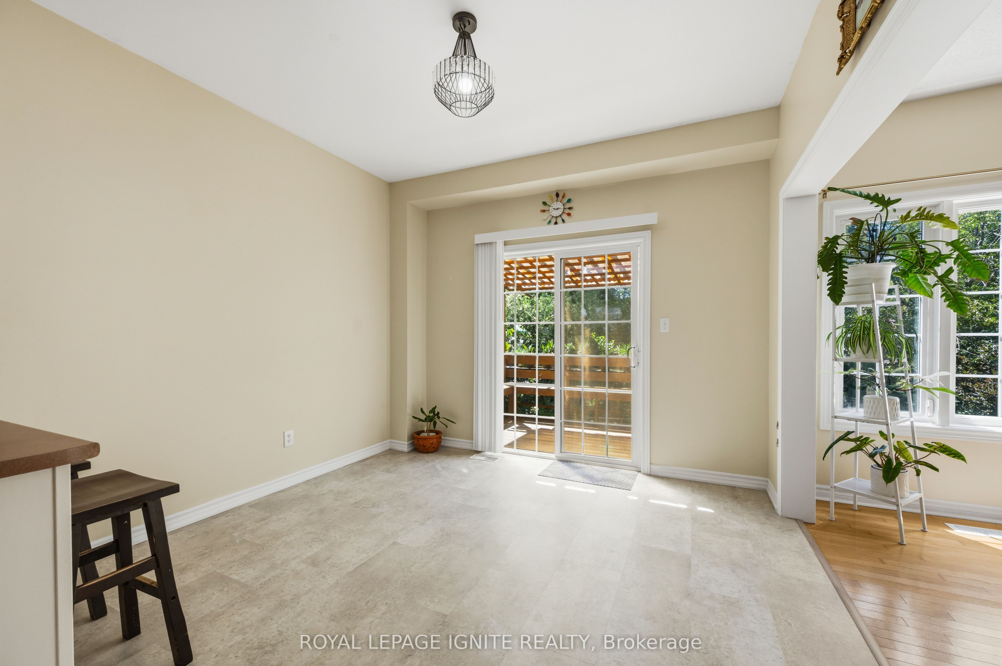 90 Sir Jacobs Crescent Property Photo 15