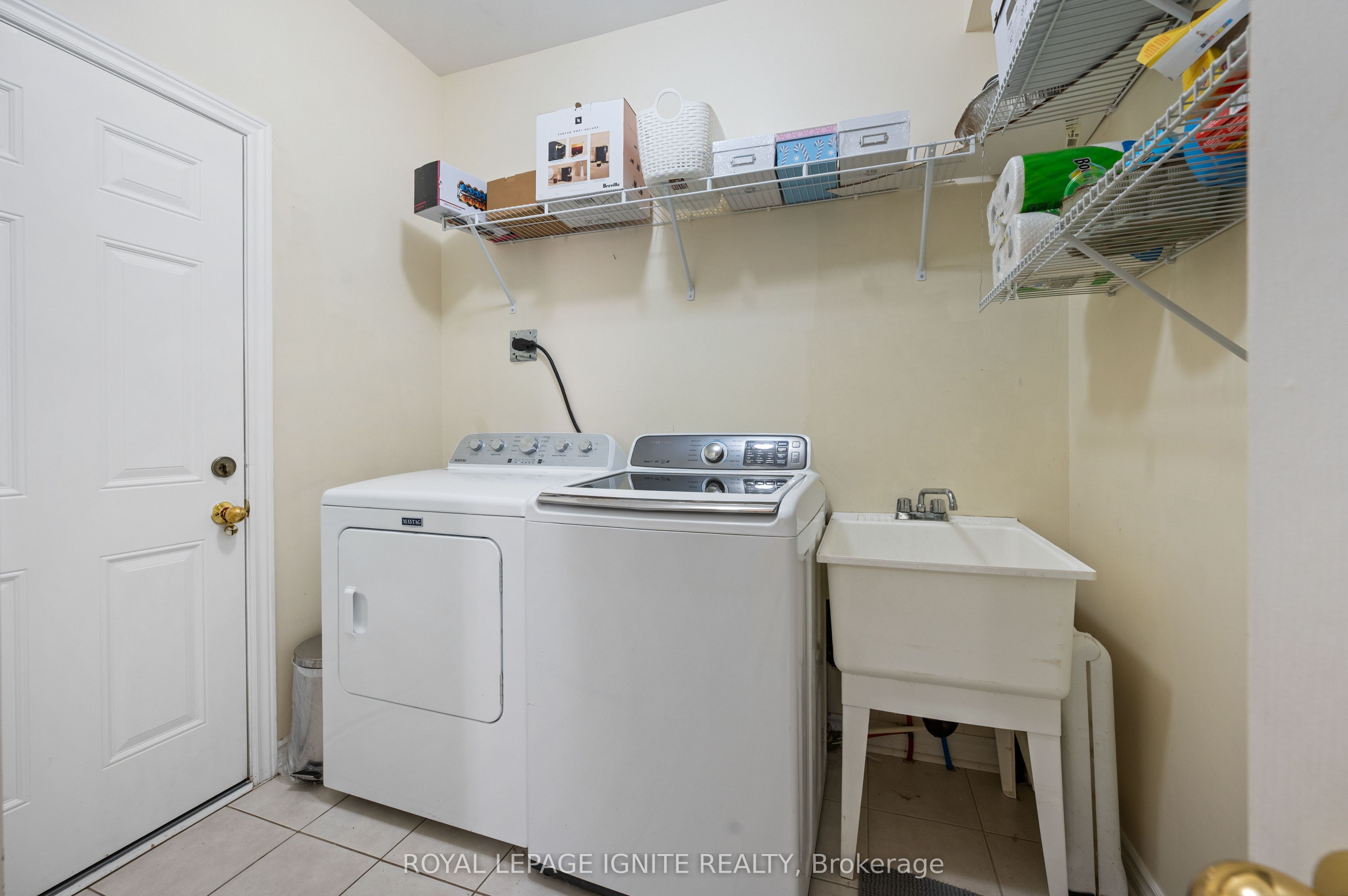90 Sir Jacobs Crescent Property Photo 22