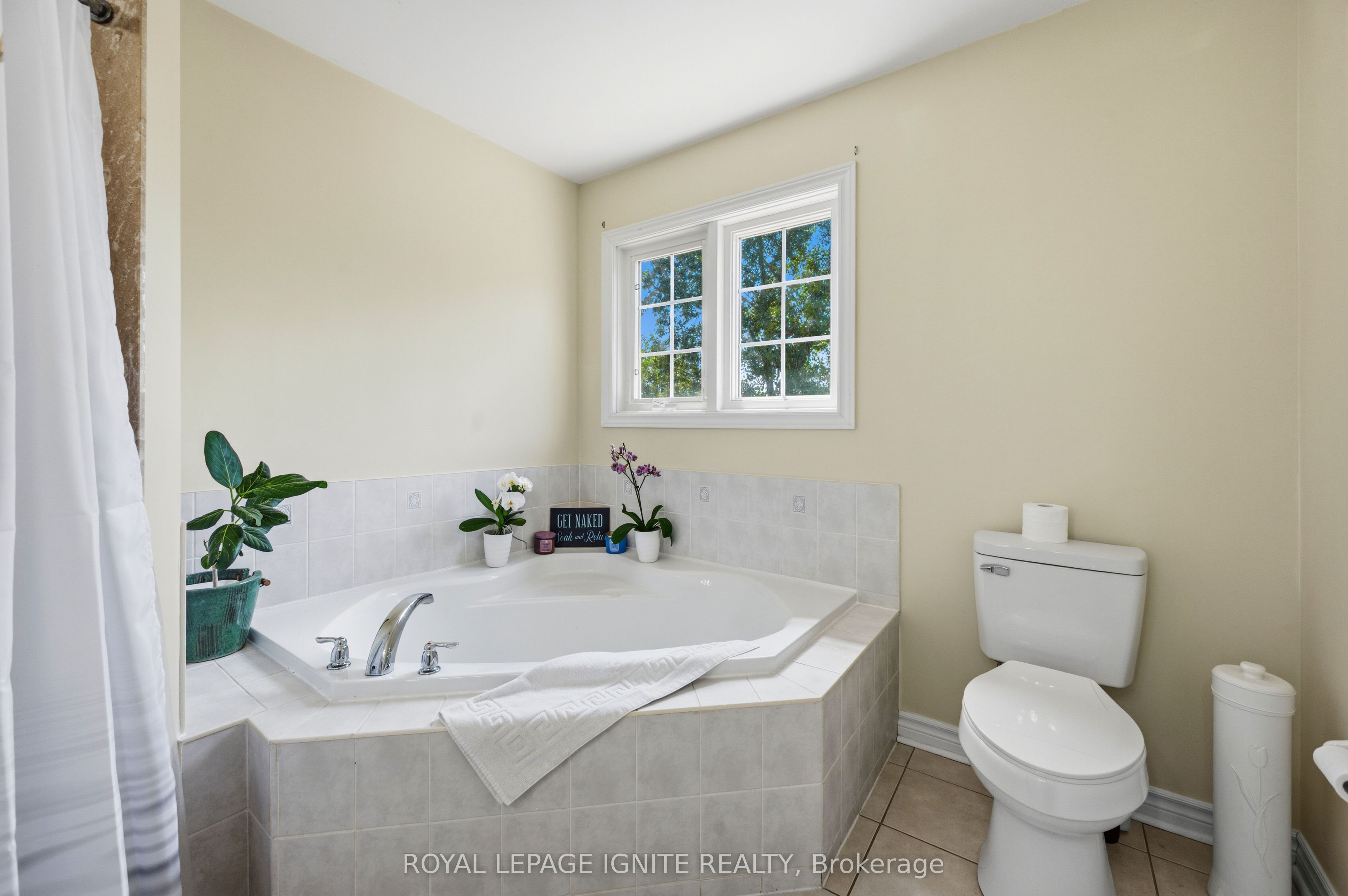 90 Sir Jacobs Crescent Property Photo 30