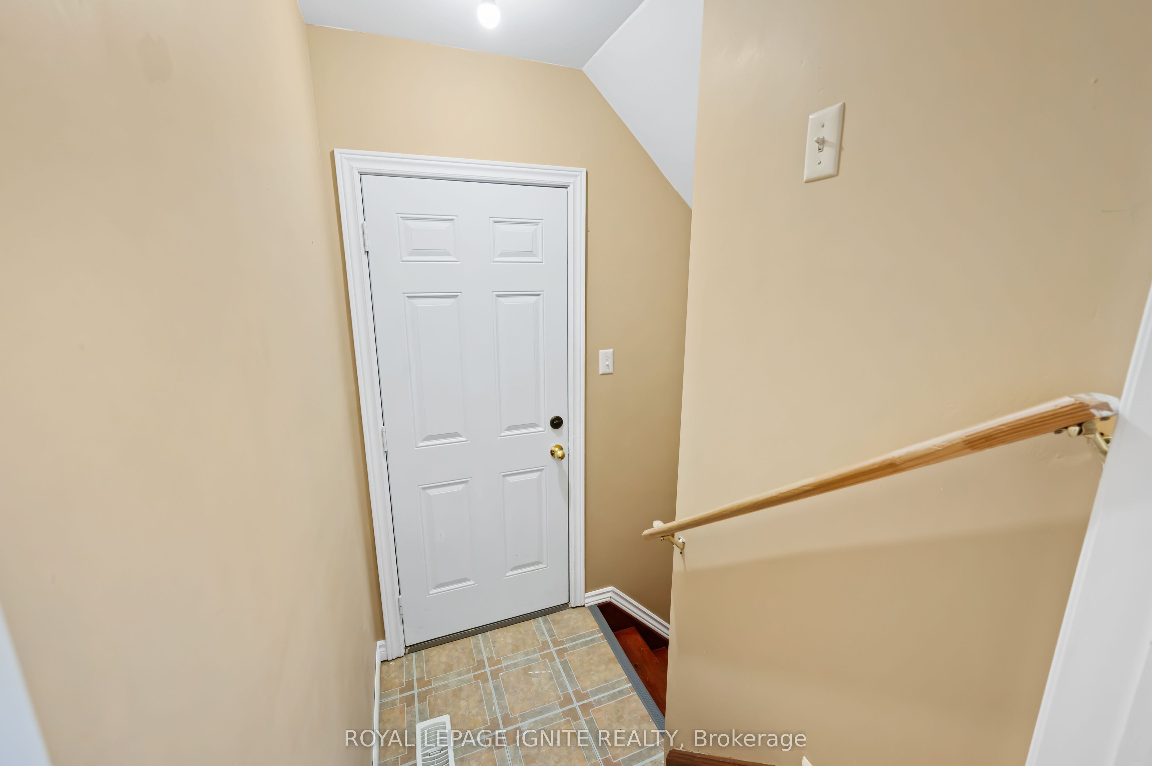 90 Sir Jacobs Crescent Property Photo 39