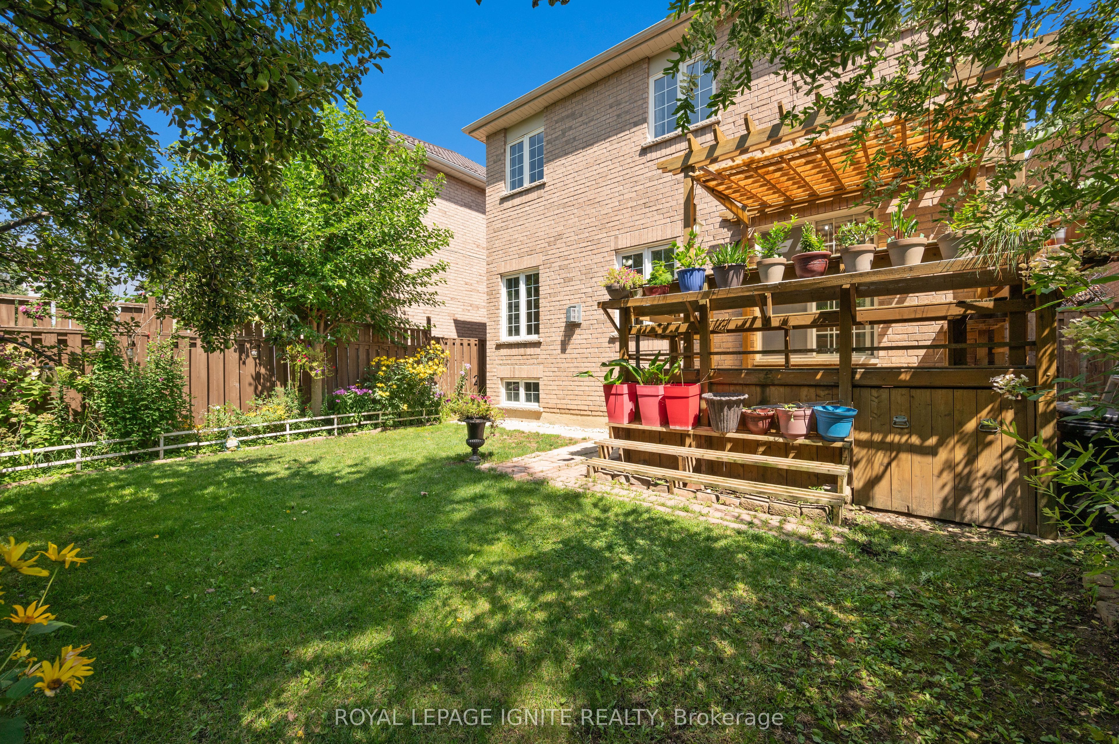 90 Sir Jacobs Crescent Property Photo 47