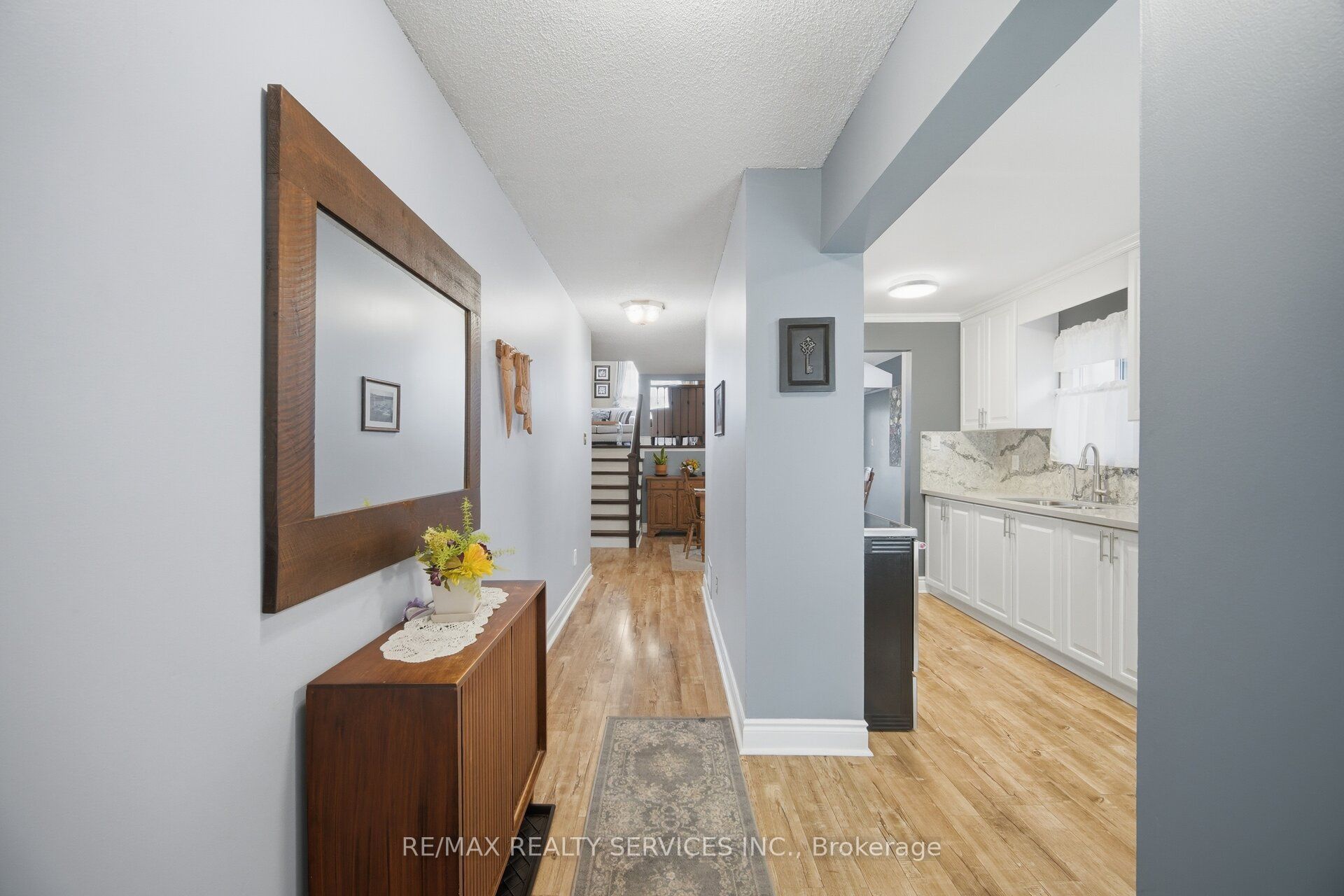 152 Weybridge Trail Property Photo 6