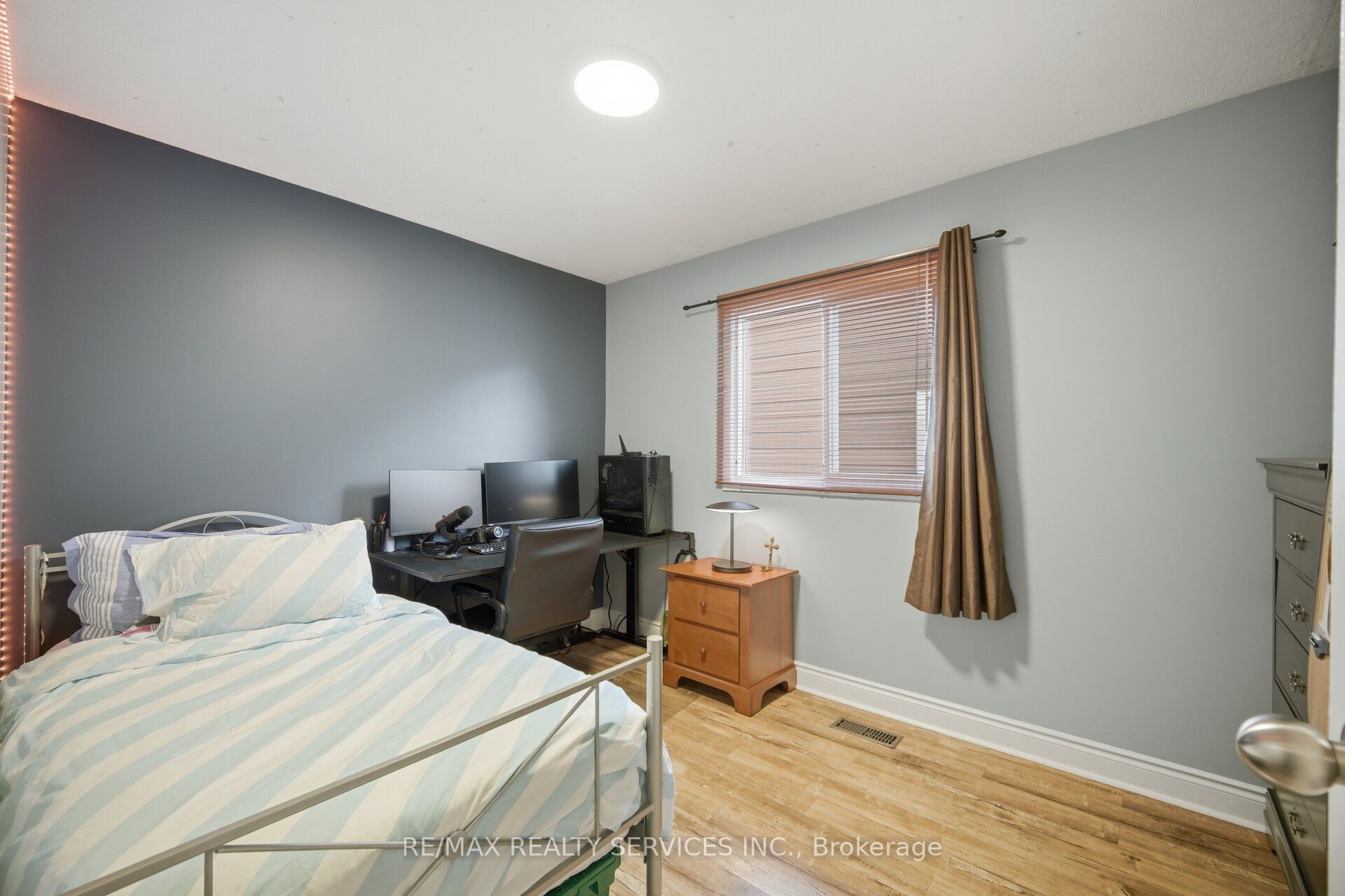152 Weybridge Trail Property Photo 26