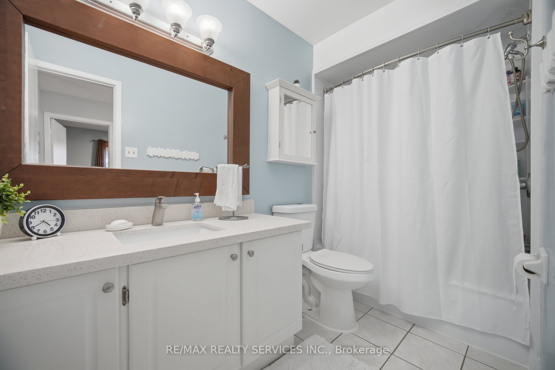 152 Weybridge Trail Property Photo 27