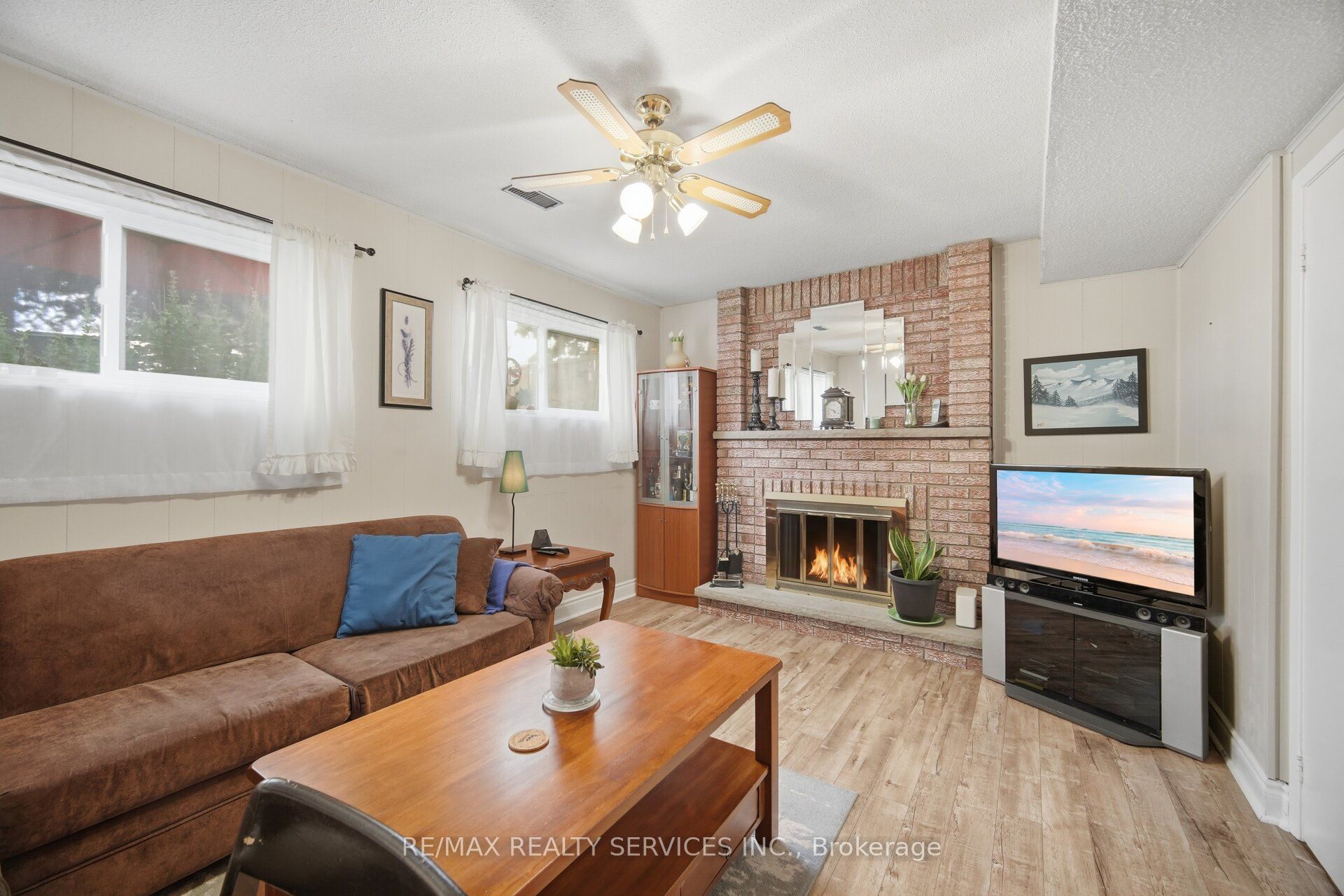 152 Weybridge Trail Property Photo 30