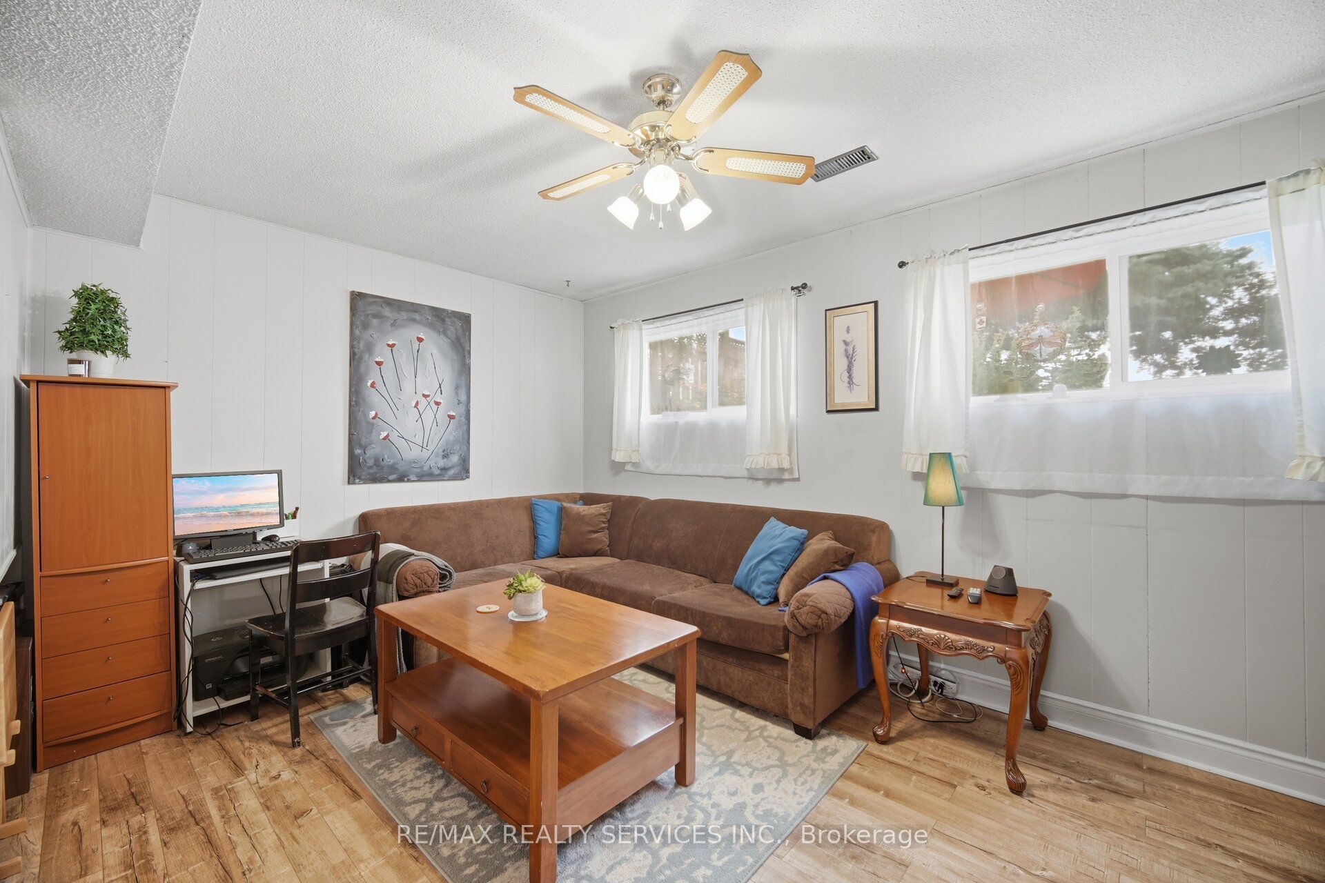 152 Weybridge Trail Property Photo 33