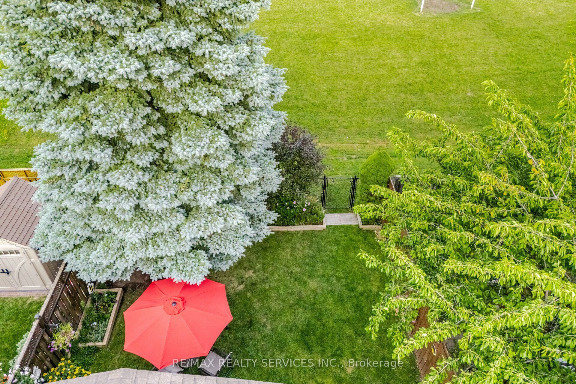 152 Weybridge Trail Property Photo 47
