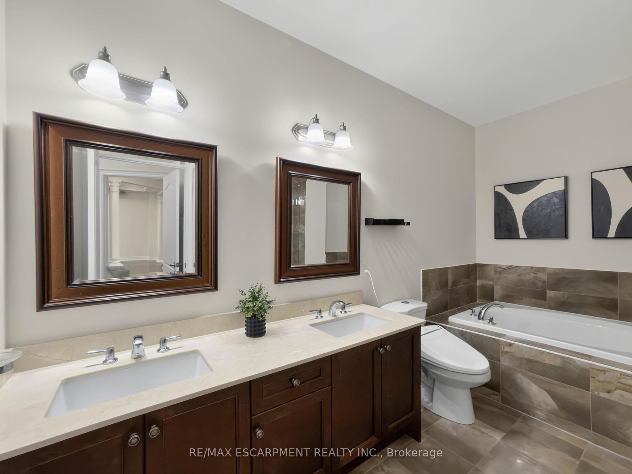 3353 Liptay Avenue 17 Property Photo 13
