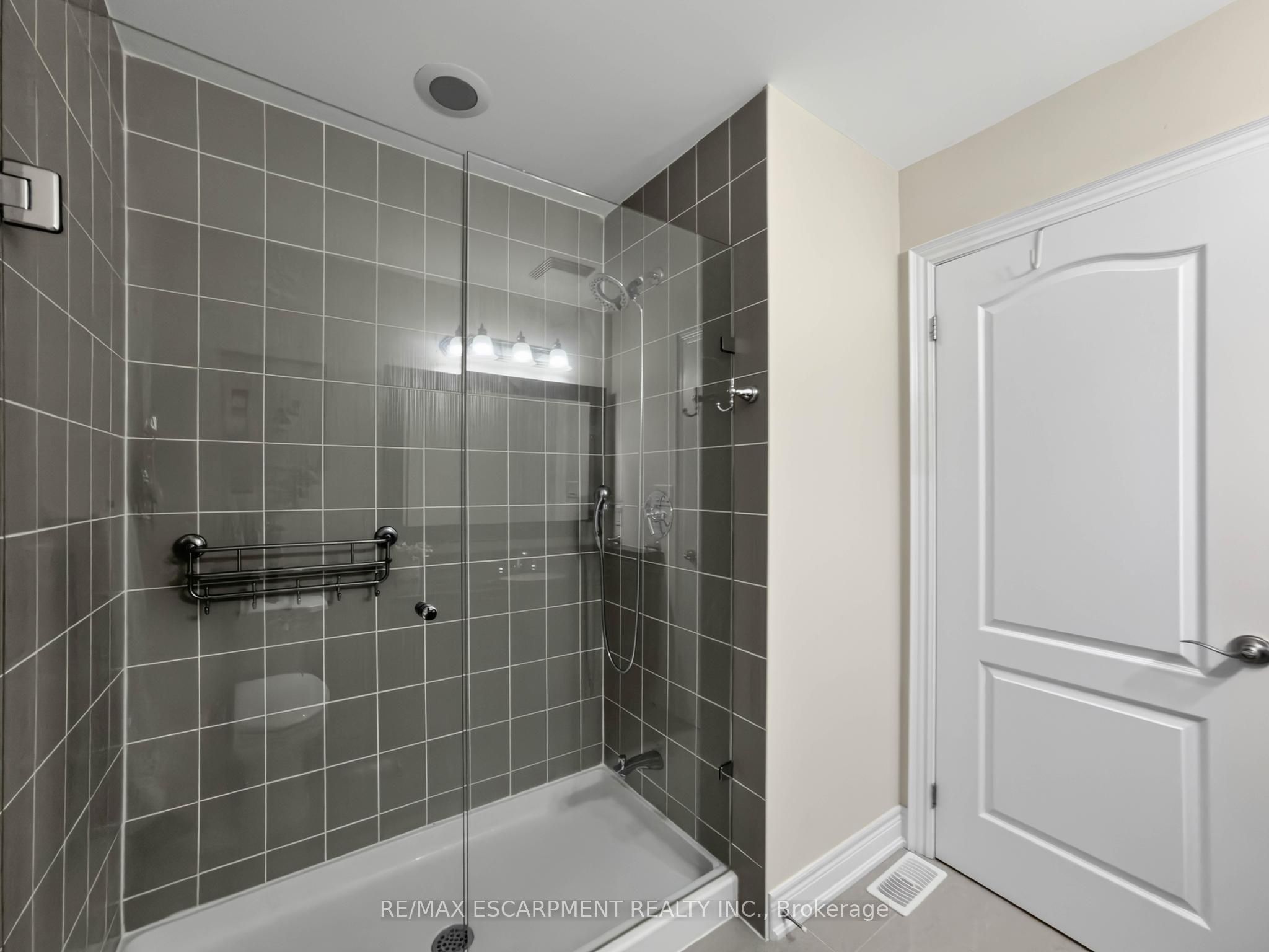 3353 Liptay Avenue 17 Property Photo 26