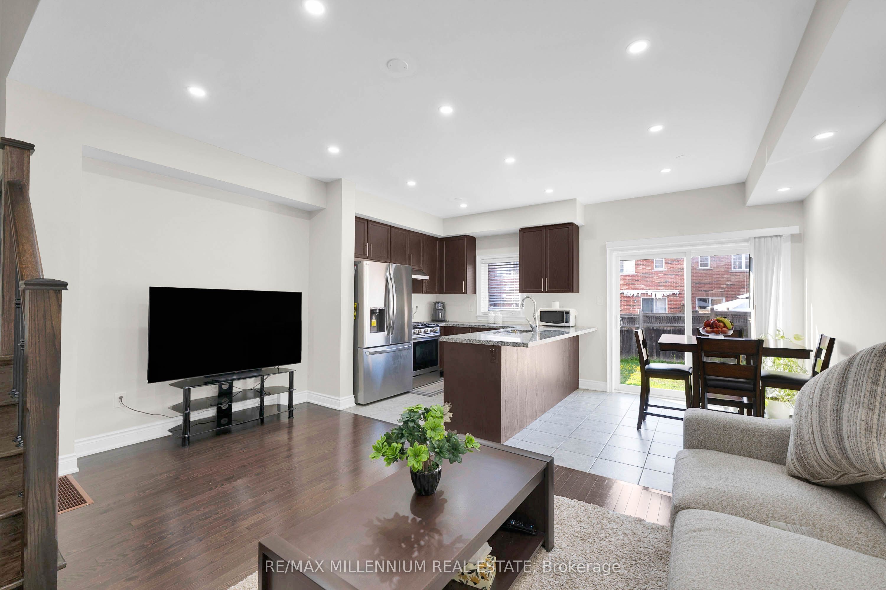 18 Brussels Avenue Property Photo 16