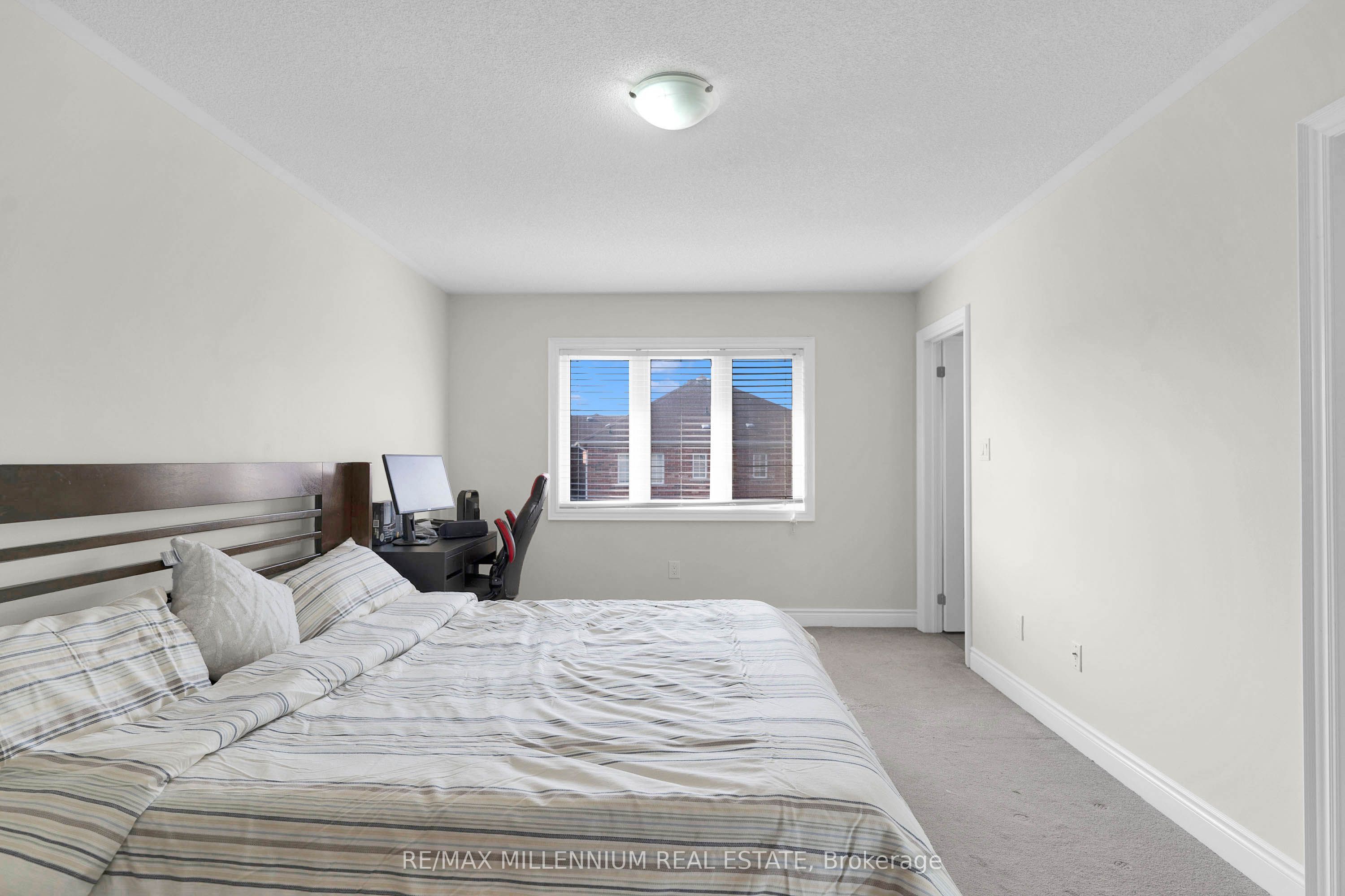 18 Brussels Avenue Property Photo 23