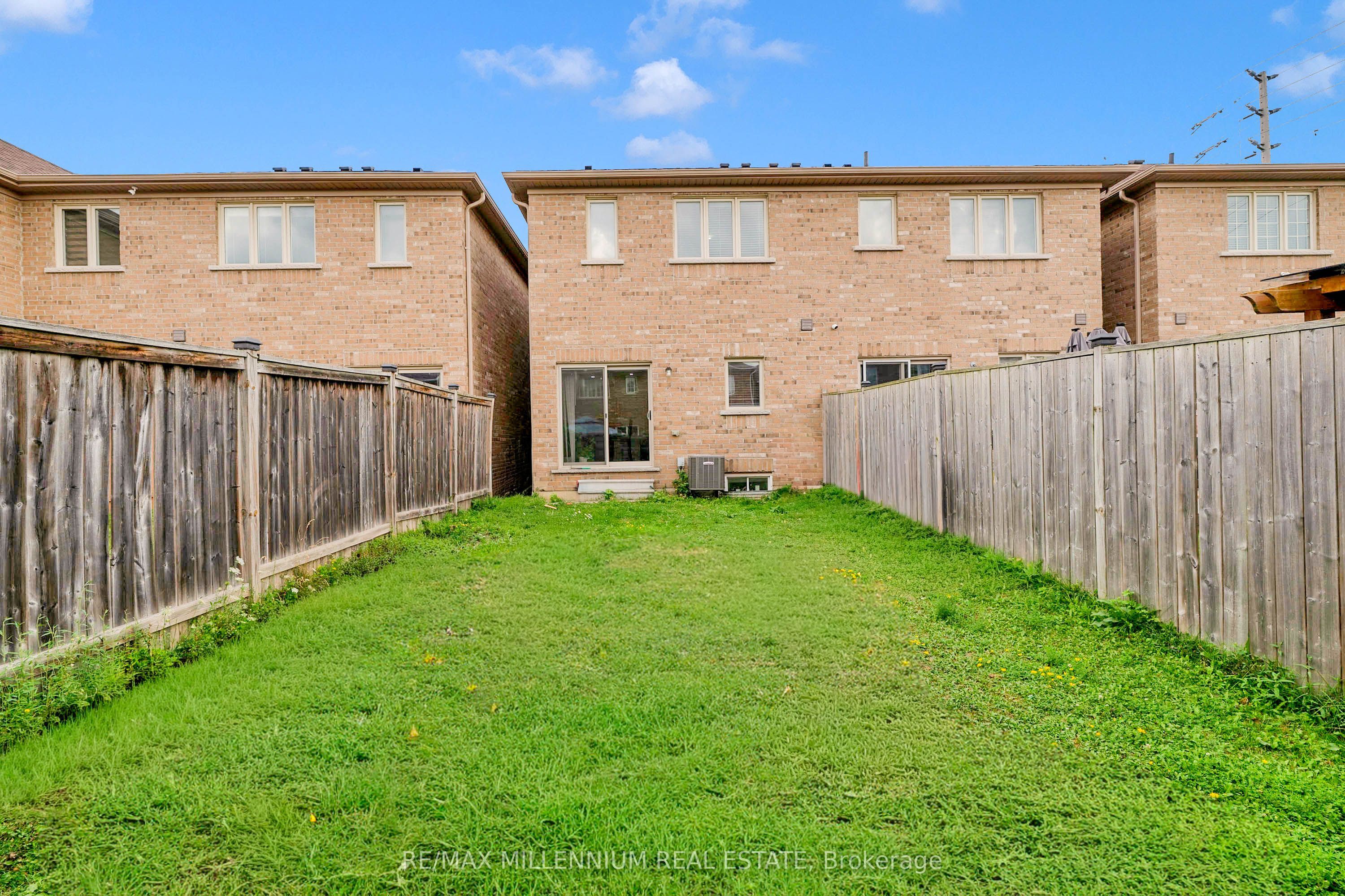 18 Brussels Avenue Property Photo 38