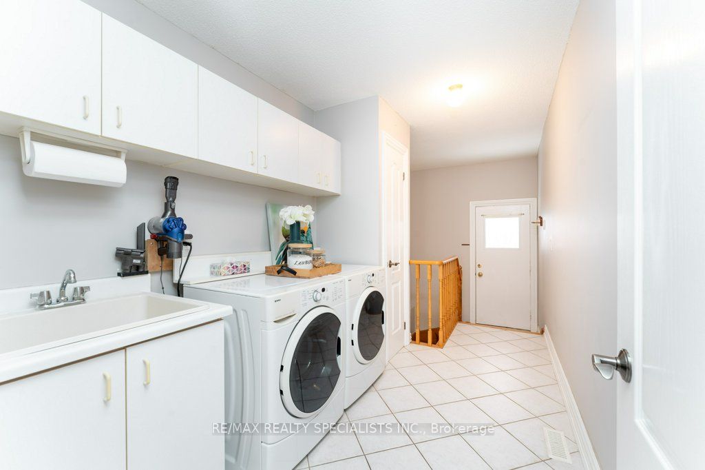 330 Hickory Circle Property Photo 18
