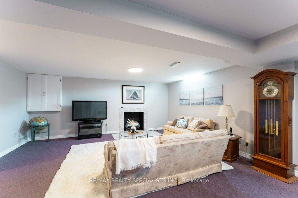 330 Hickory Circle Property Photo 24
