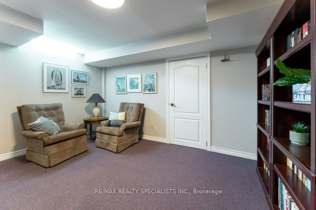 330 Hickory Circle Property Photo 25