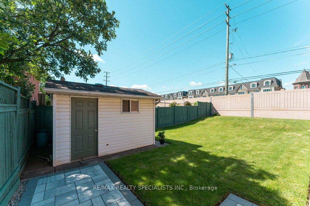 330 Hickory Circle Property Photo 36