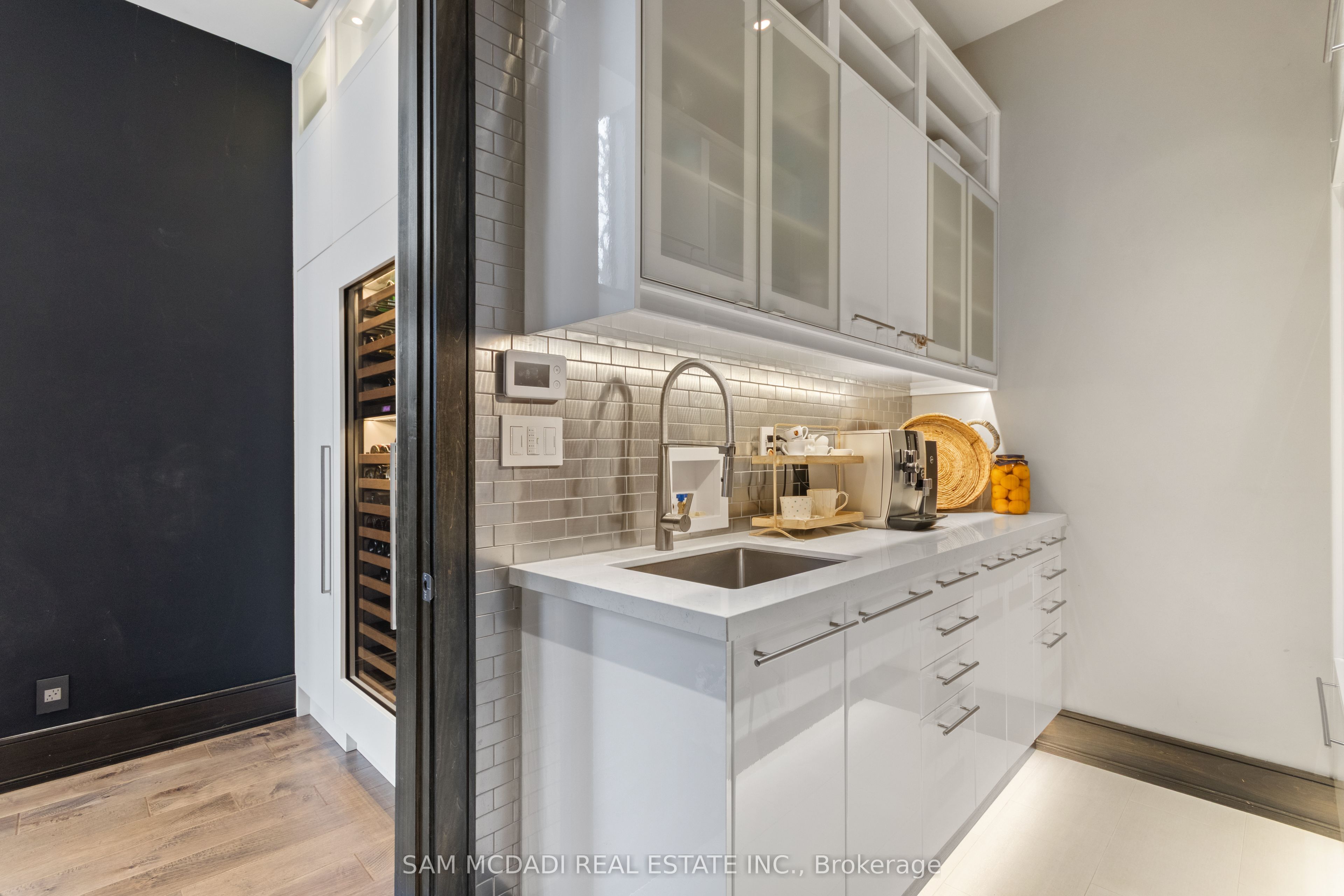 1031 Welwyn Drive Property Photo 14