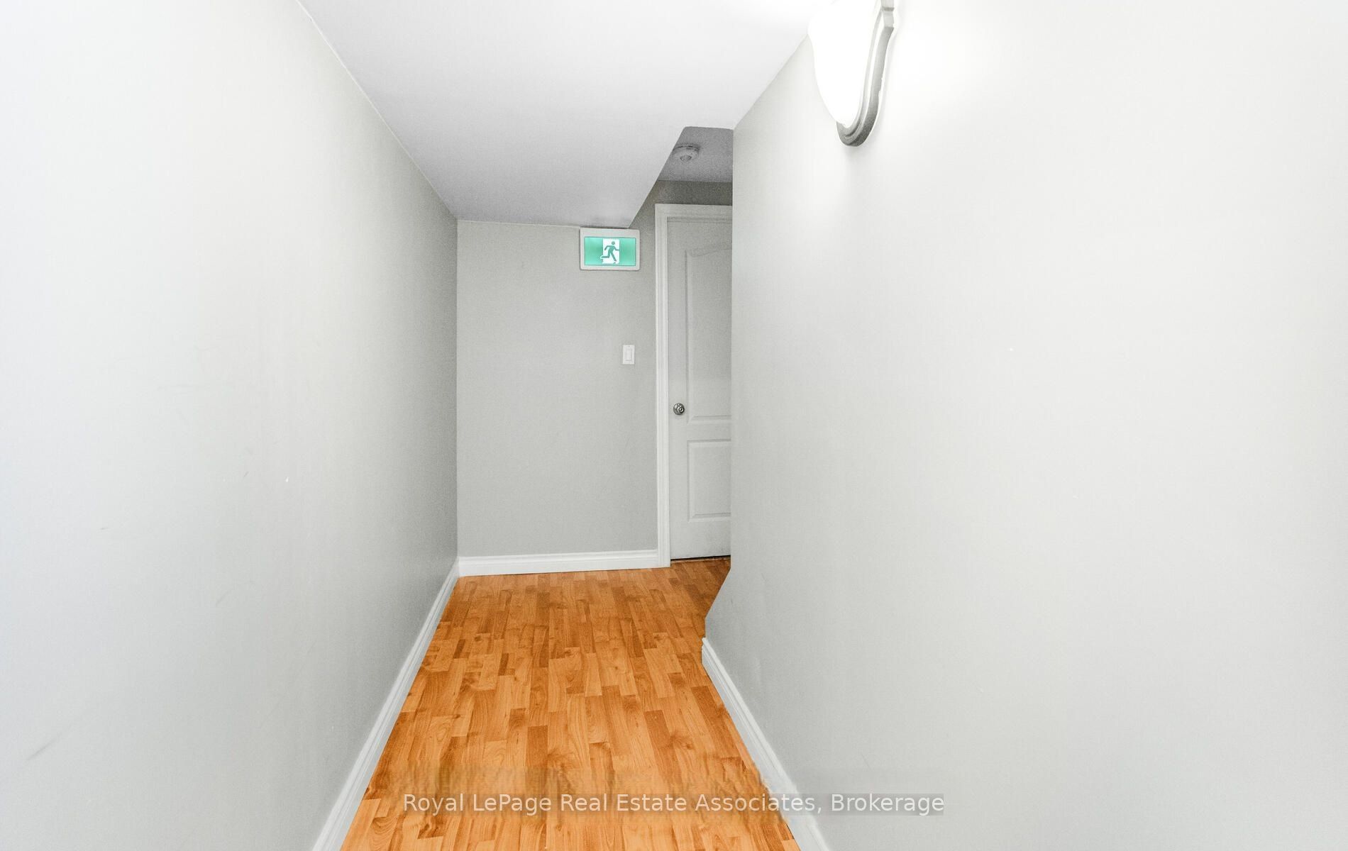 116 Lake Louise Drive Lower Property Photo 4