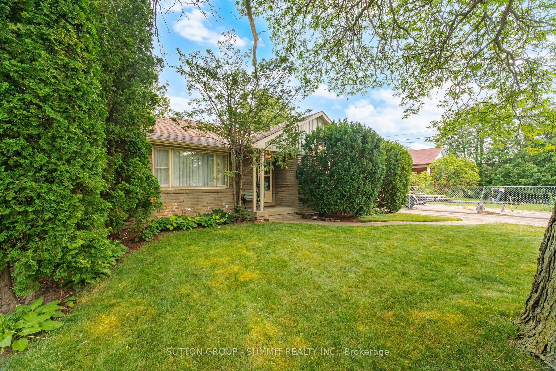 25 Arch Road Property Photo 1