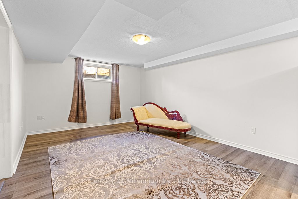 11 Northampton Street Property Photo 25