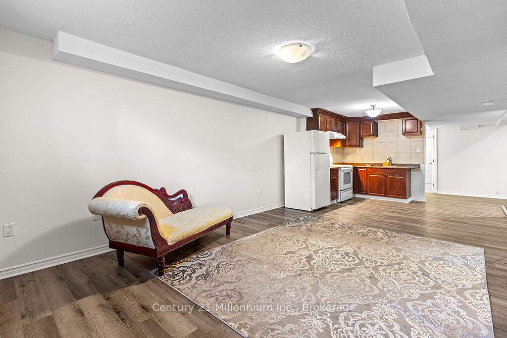 11 Northampton Street Property Photo 27