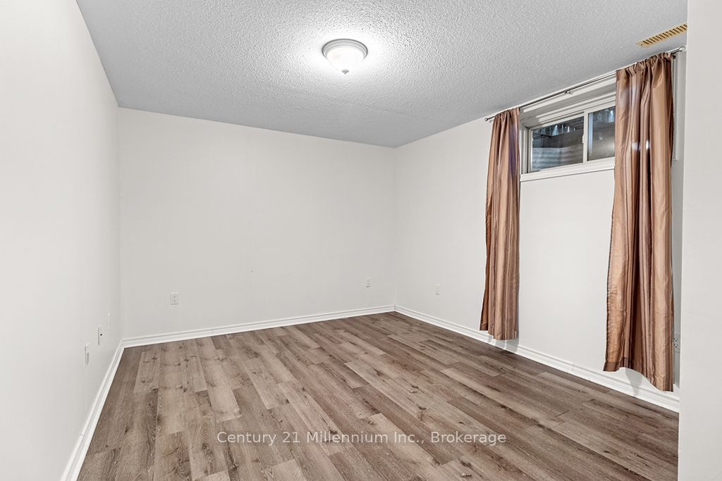 11 Northampton Street Property Photo 28