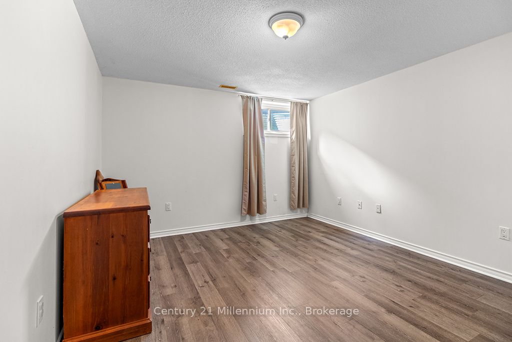 11 Northampton Street Property Photo 30
