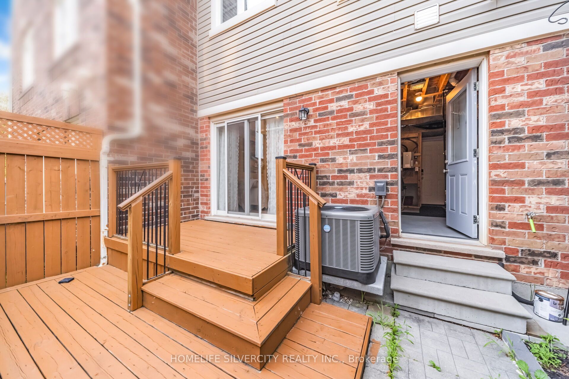 31 Betterton Crescent Property Photo 43