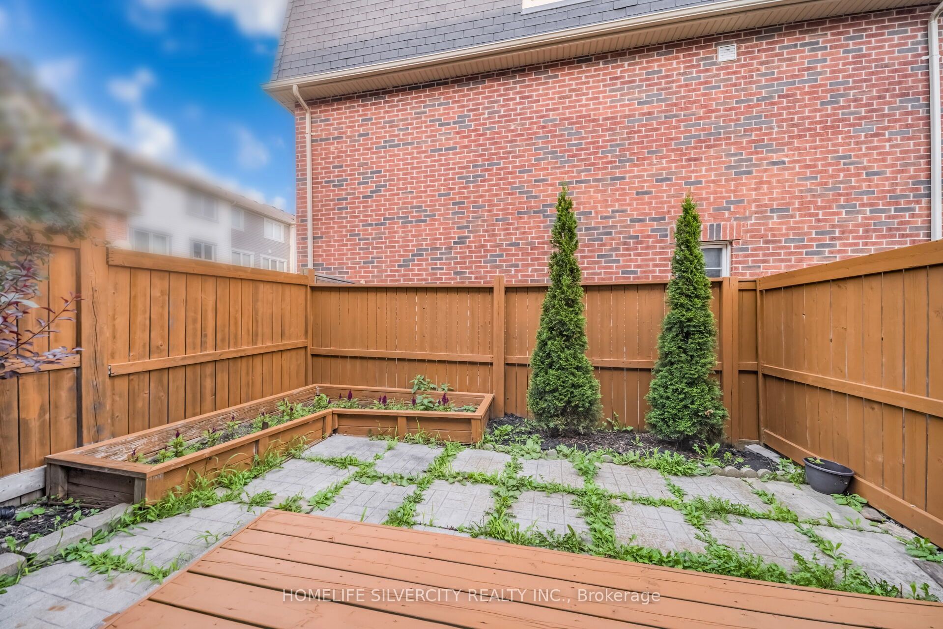 31 Betterton Crescent Property Photo 45