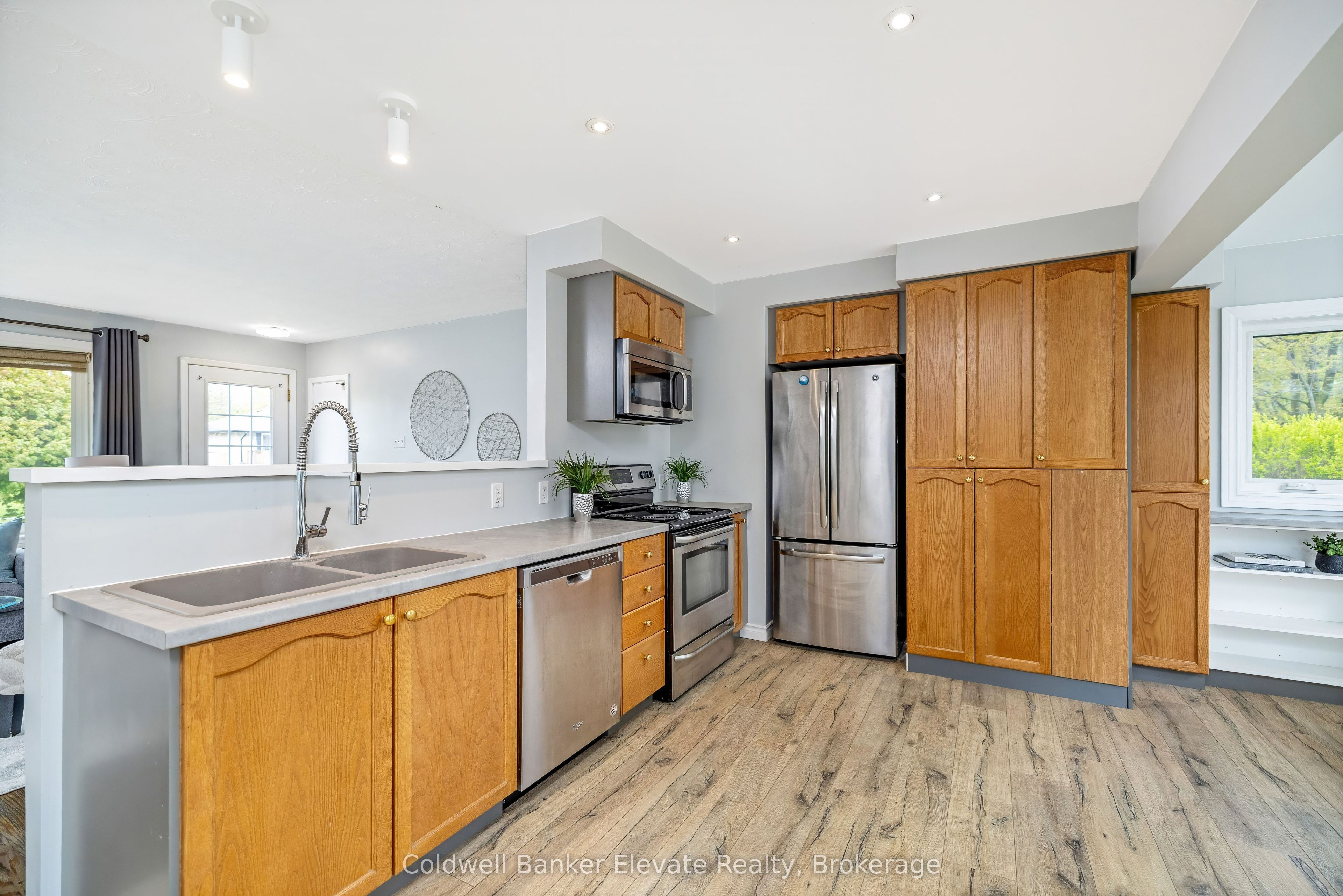 39 Mcgilvray Crescent Property Photo 15