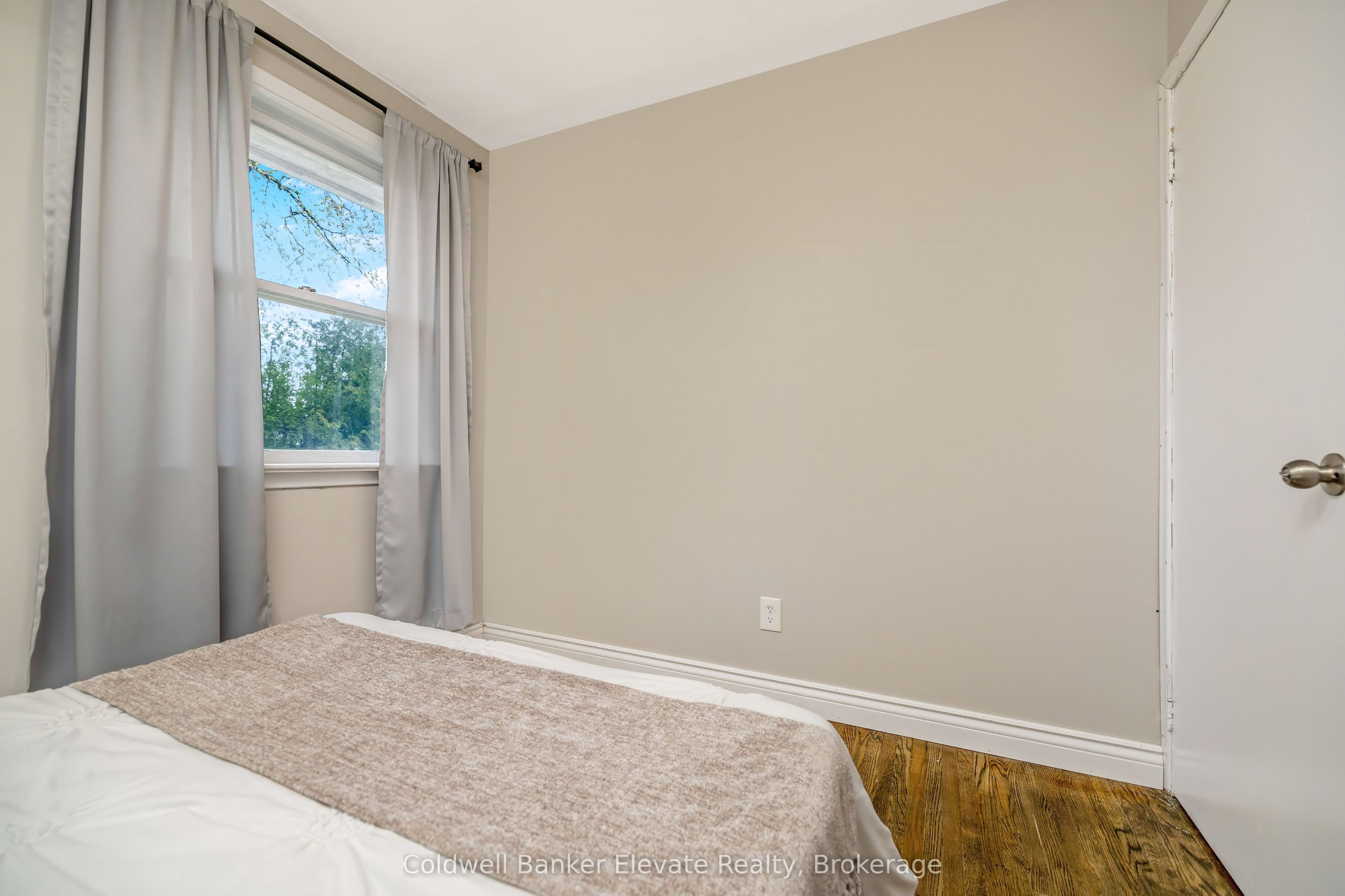 39 Mcgilvray Crescent Property Photo 25
