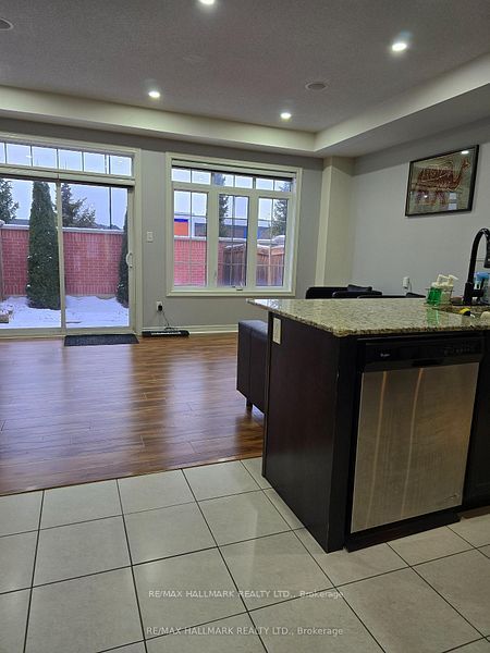 32 Kempenfelt Trail Property Photo 8
