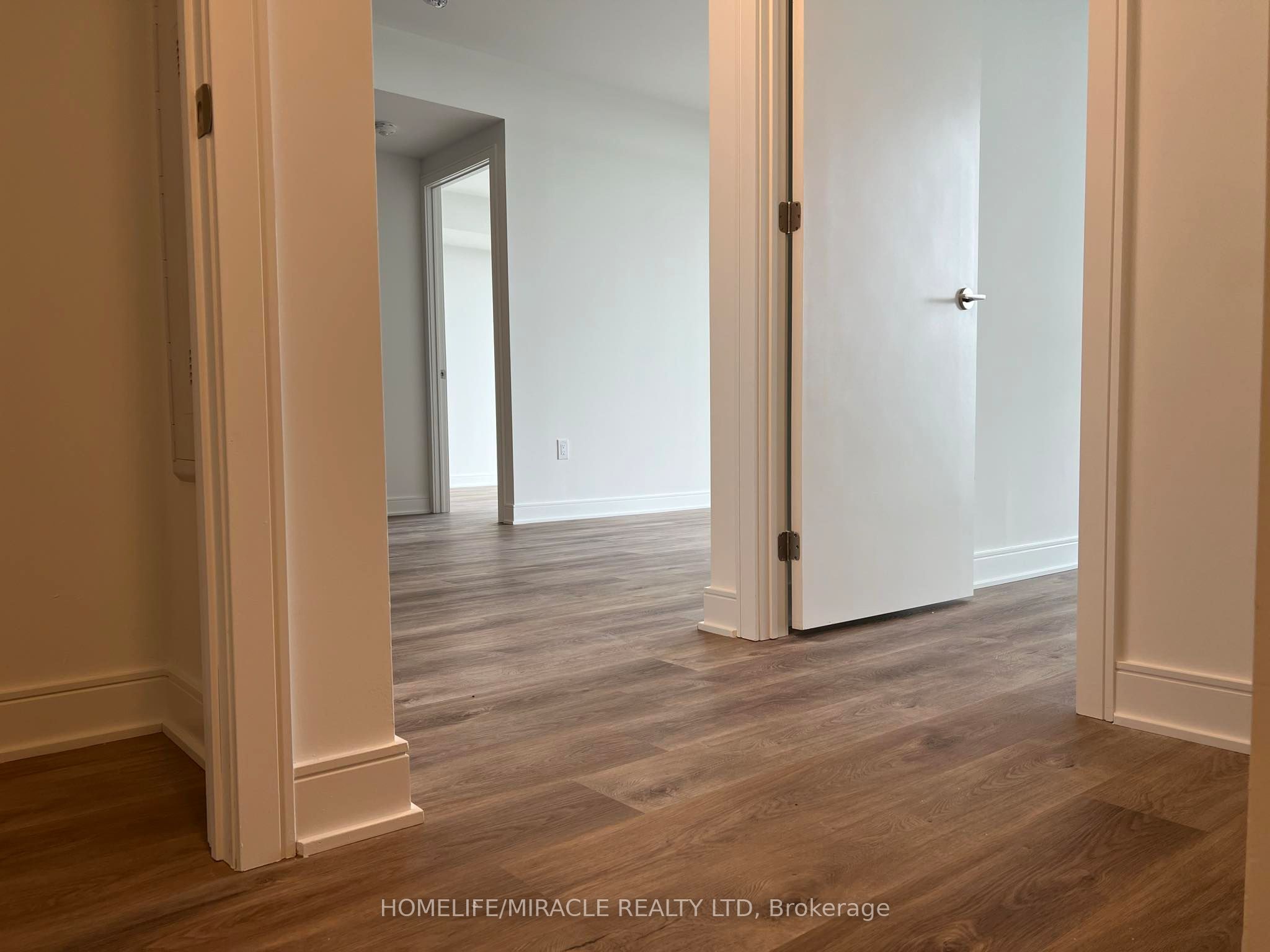 86 Dundas Street E 1603 Property Photo 7