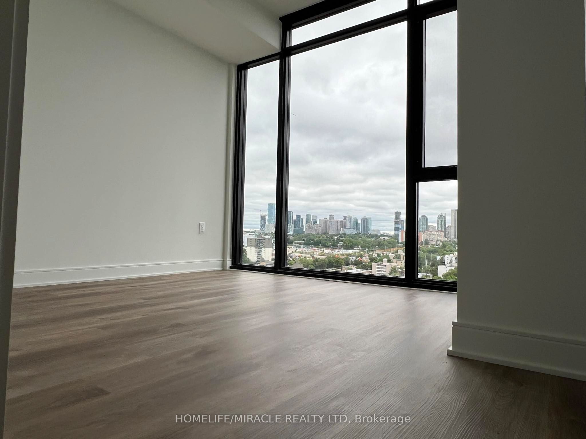 86 Dundas Street E 1603 Property Photo 10