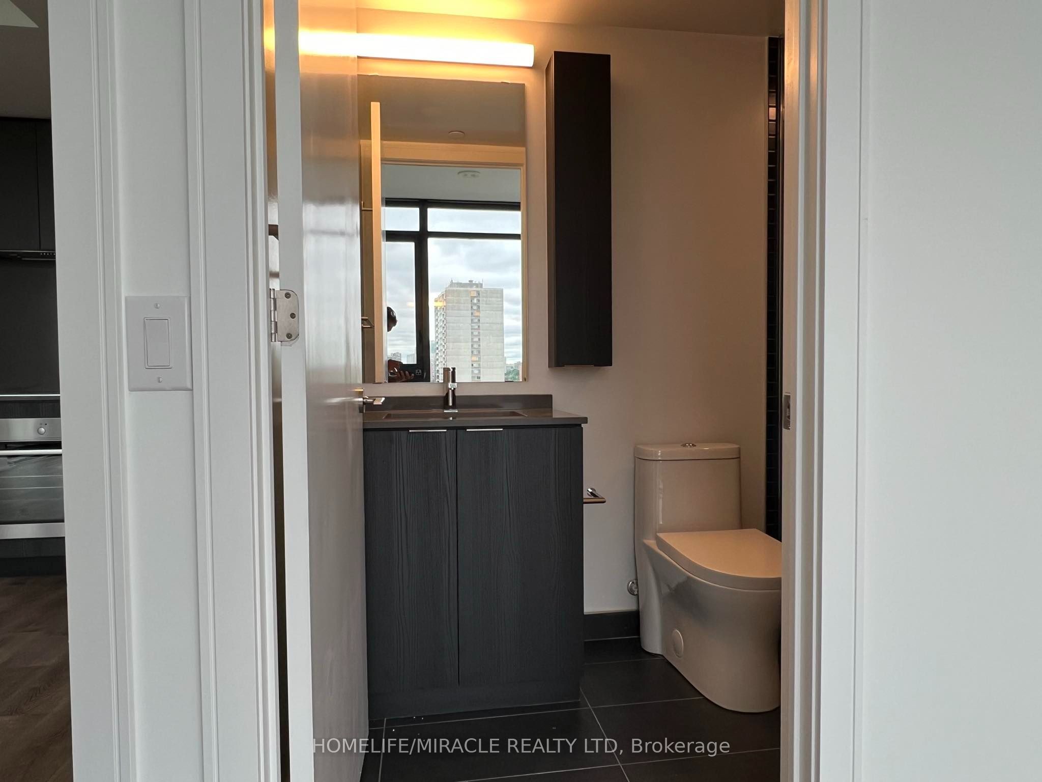 86 Dundas Street E 1603 Property Photo 19