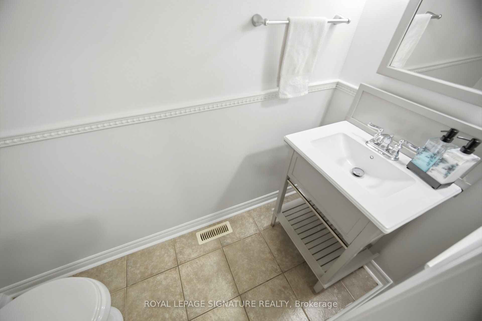 2511 Boros Road 9 Property Photo 17