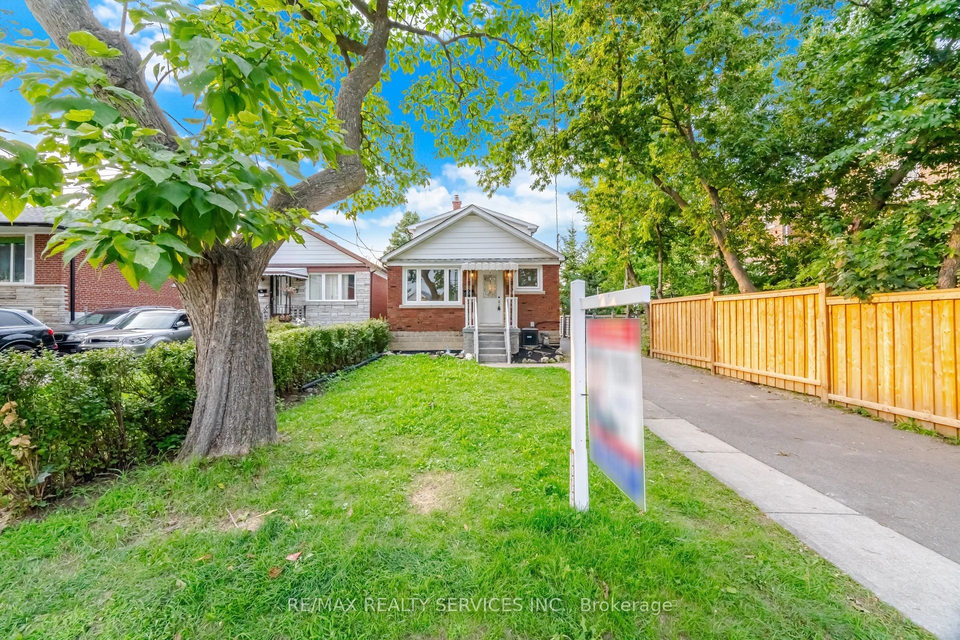 30 Elder Avenue Property Photo 2