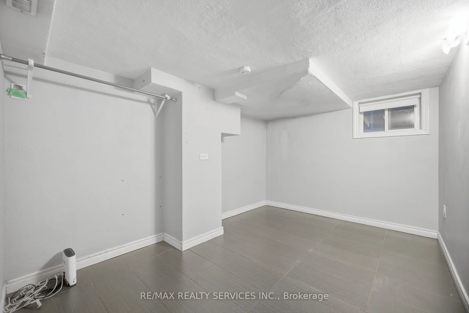 30 Elder Avenue Property Photo 25