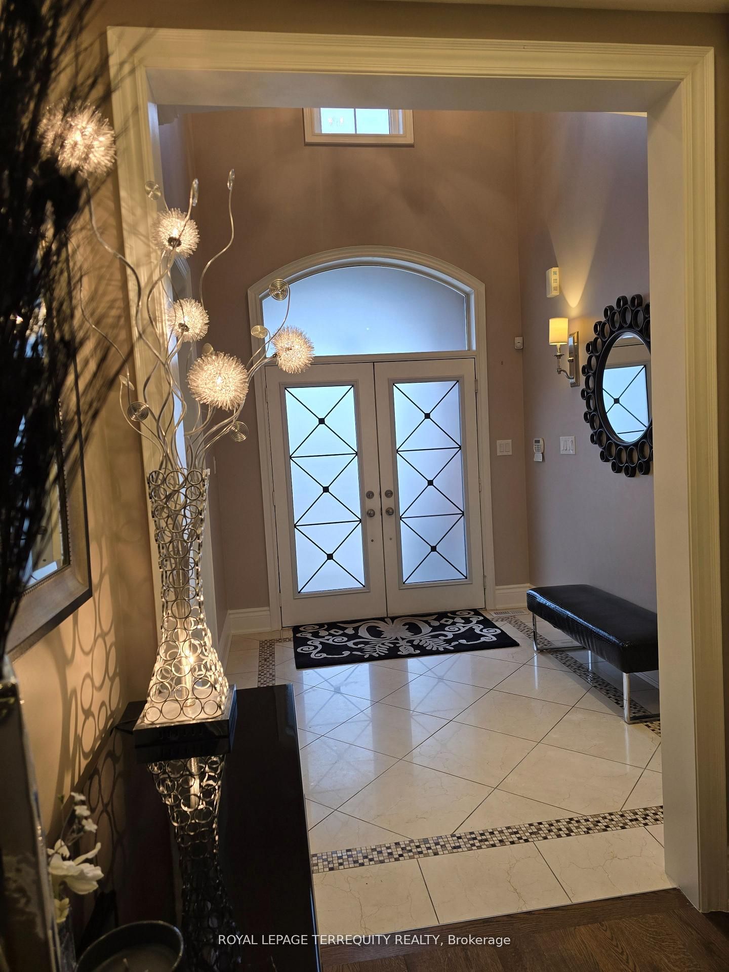 19 Black Diamond Crescent Property Photo 3