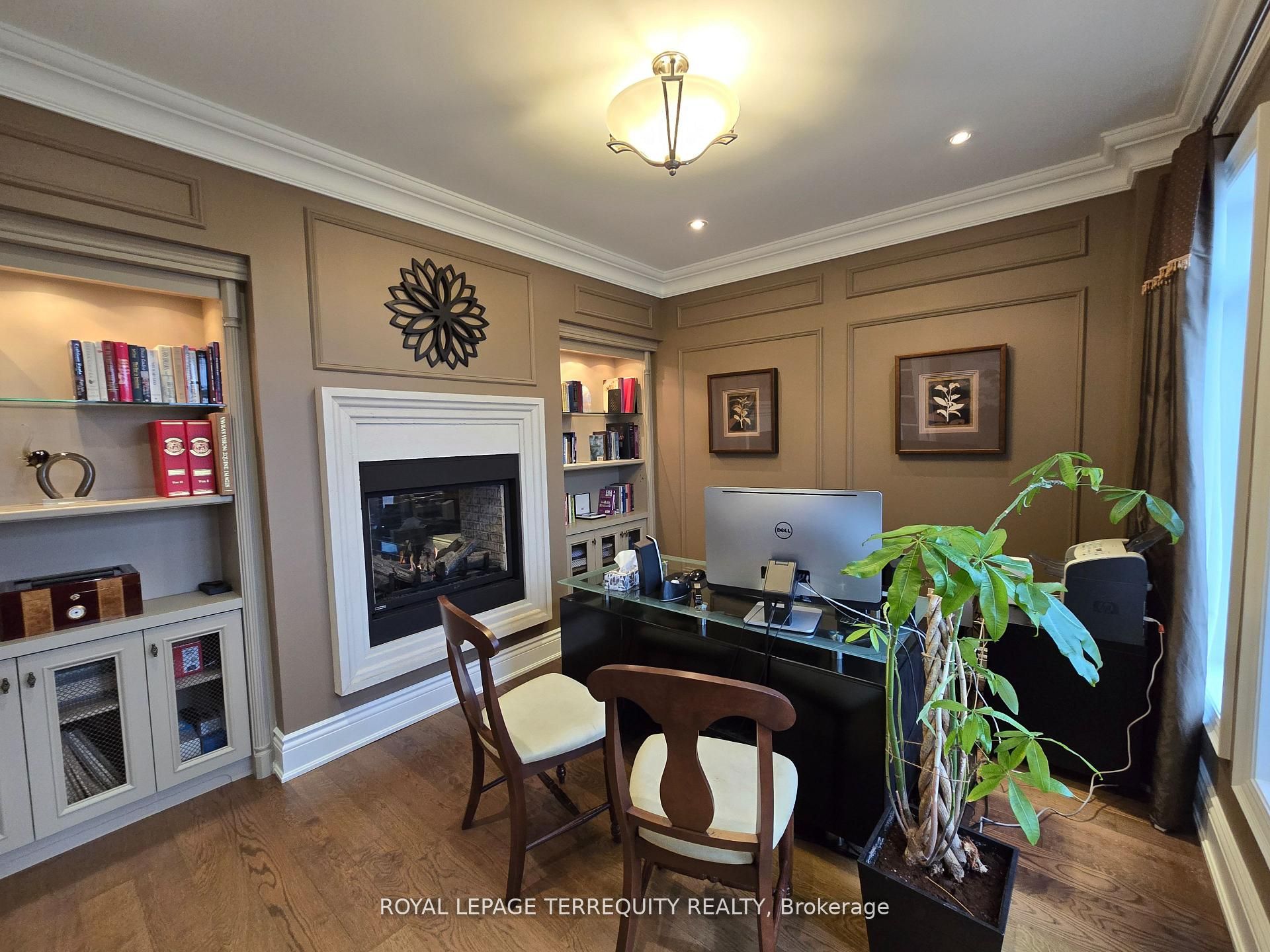 19 Black Diamond Crescent Property Photo 5