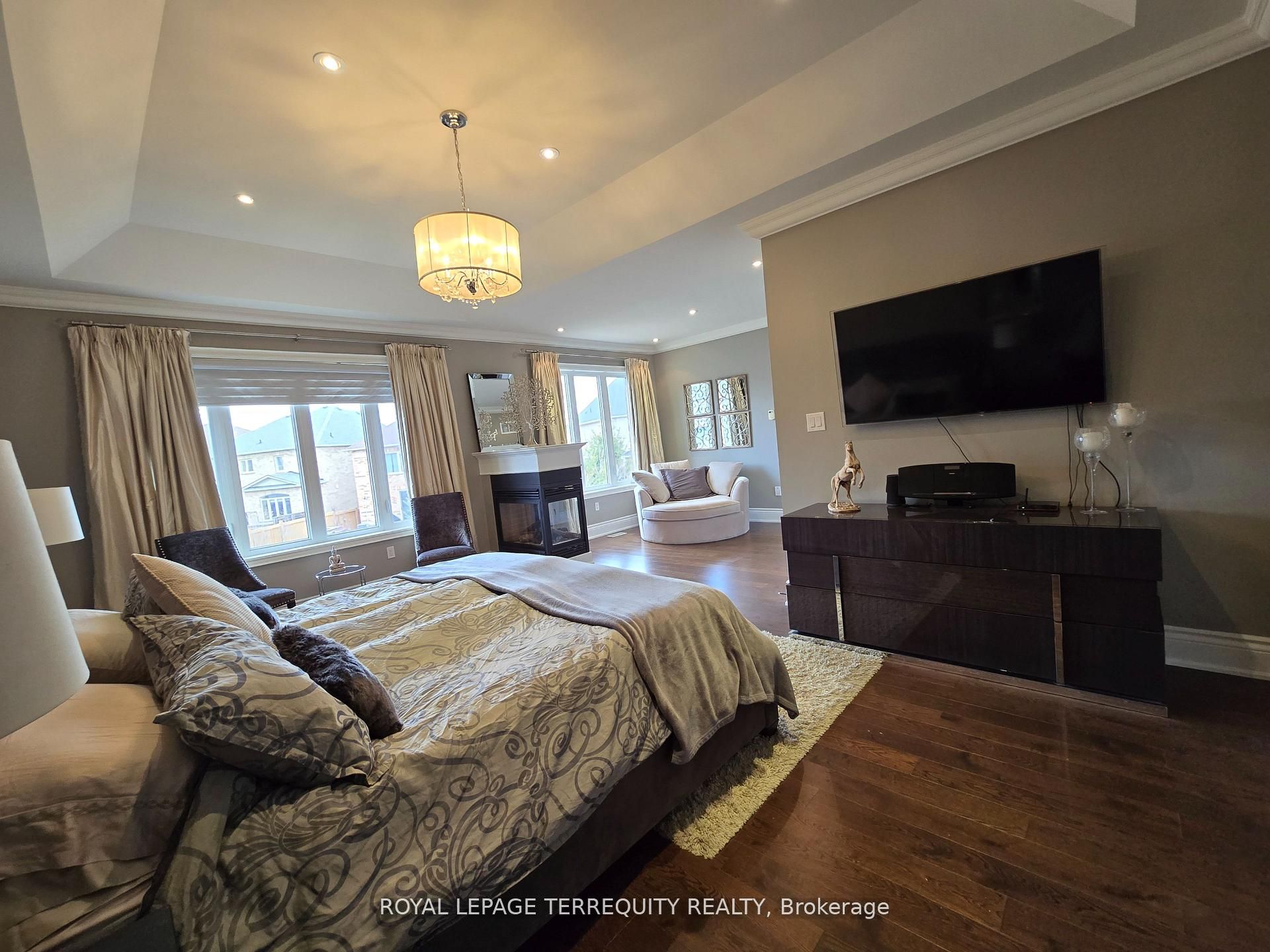 19 Black Diamond Crescent Property Photo 22