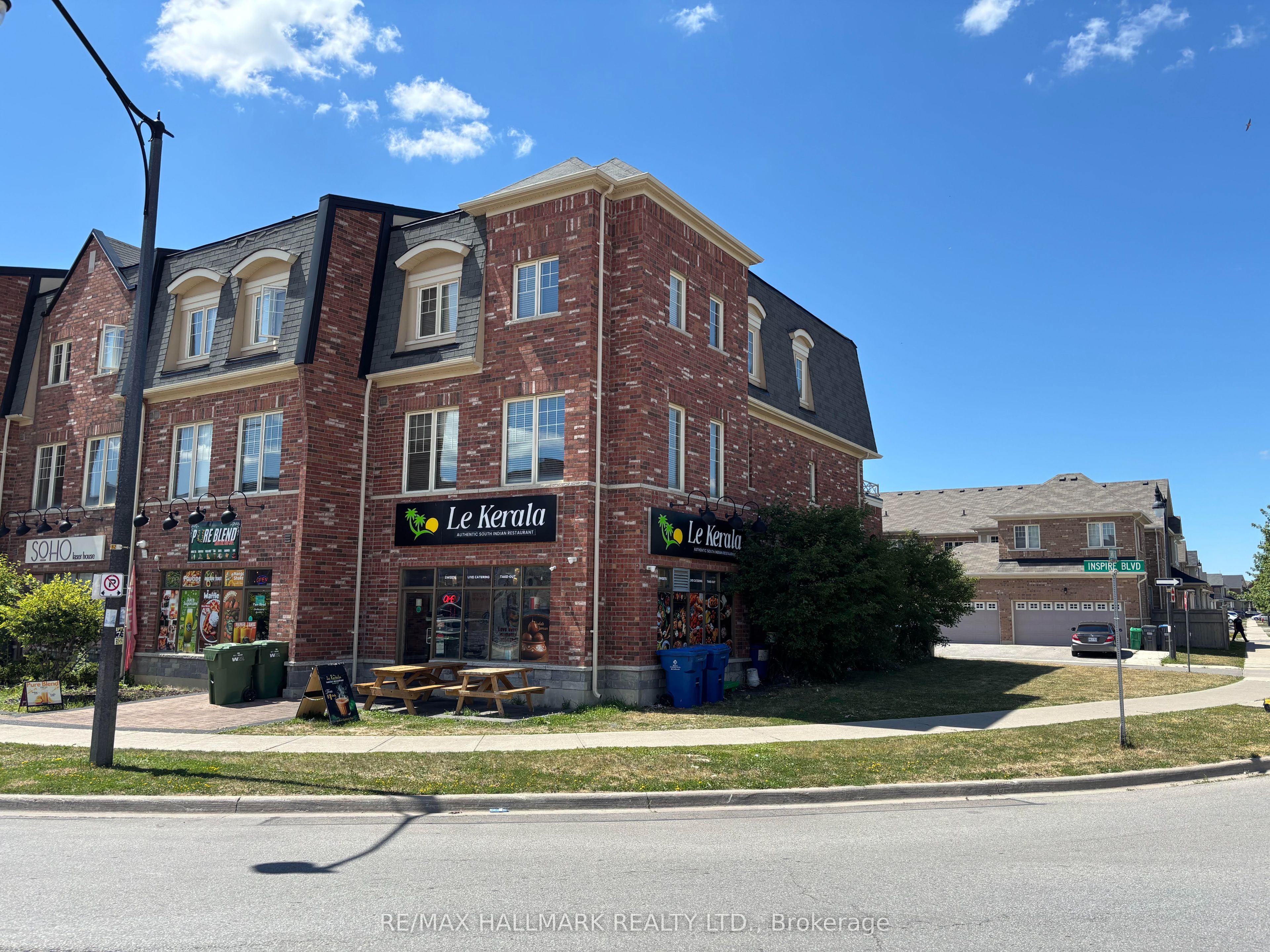 152 Inspire Boulevard Property Photo 2