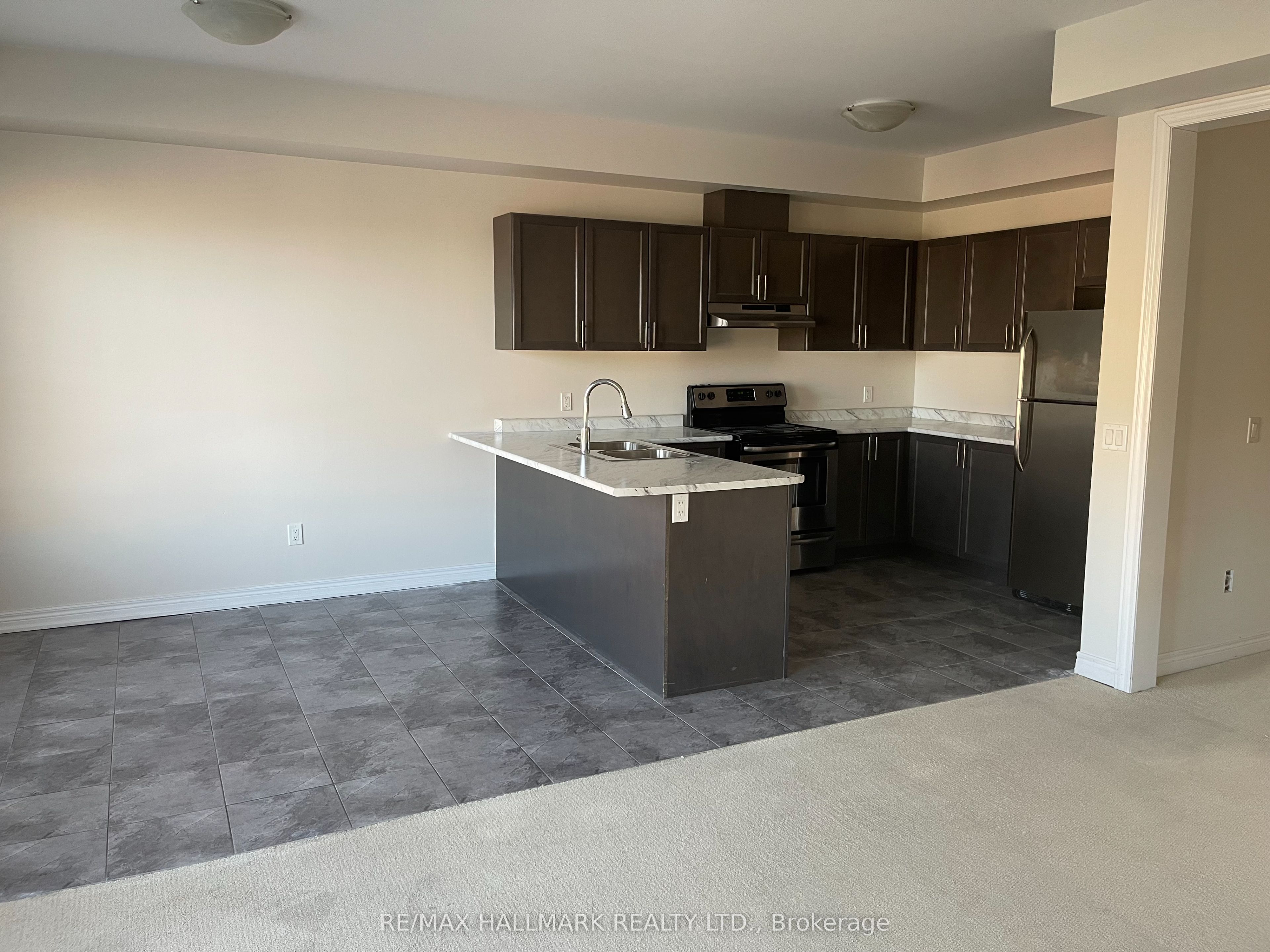 152 Inspire Boulevard Property Photo 10