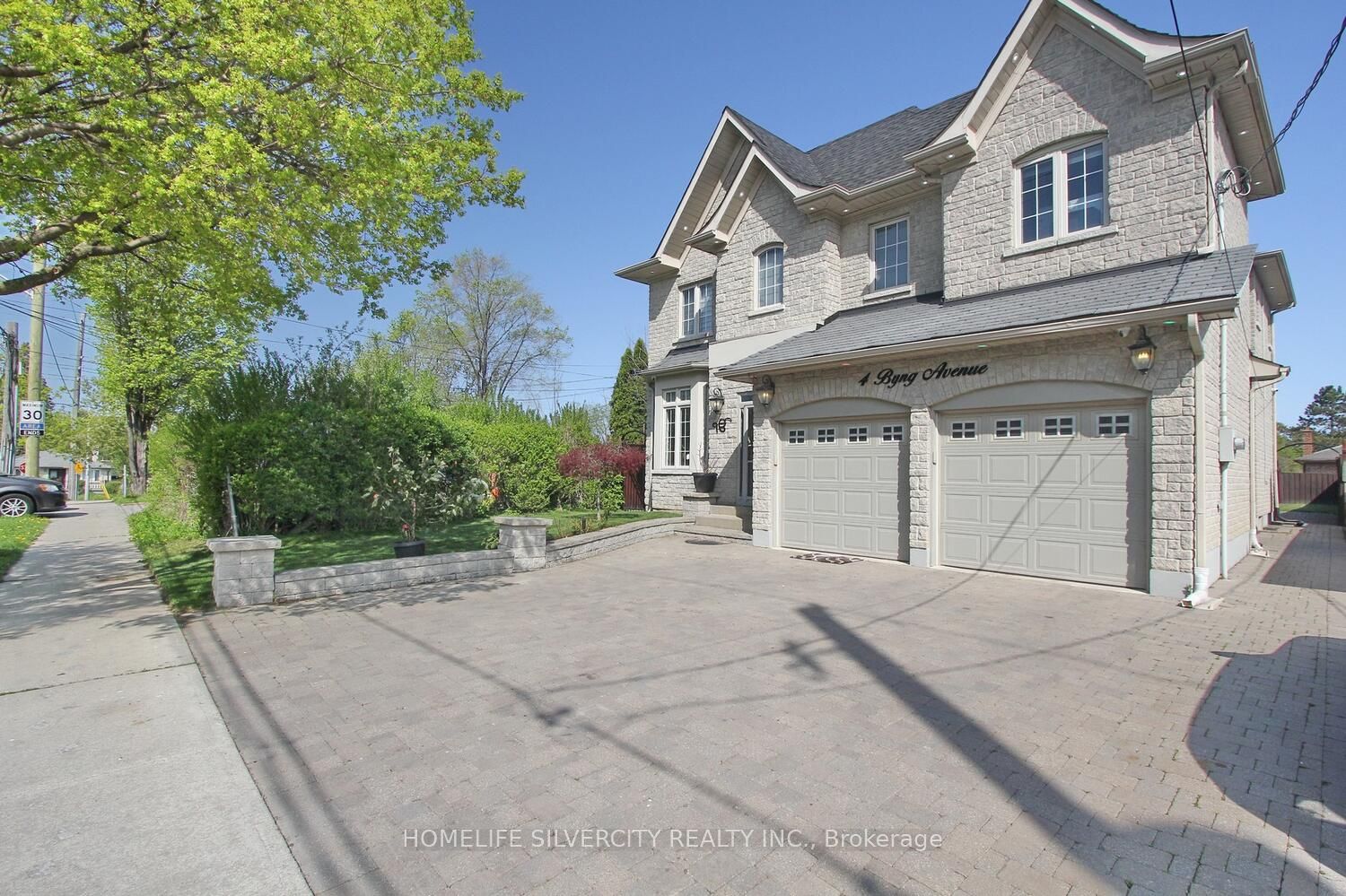 4 Byng Avenue Property Photo 2
