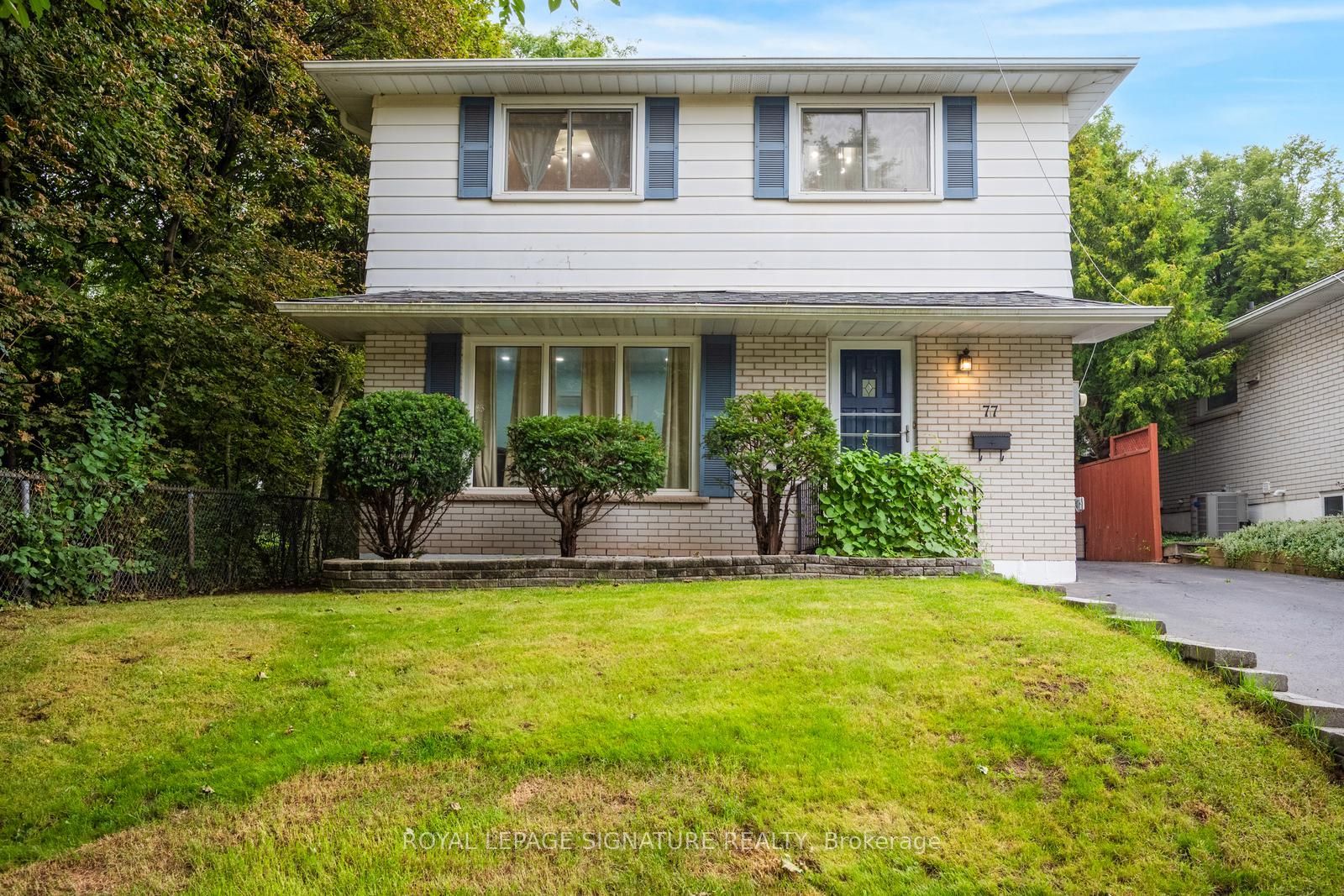 77 Mccraney Street W Property Photo 1