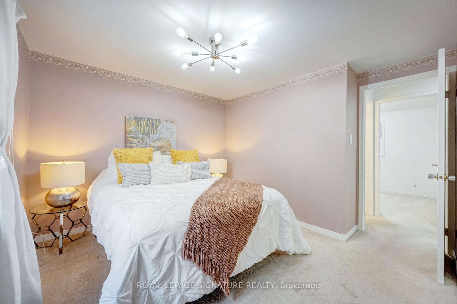 77 Mccraney Street W Property Photo 10