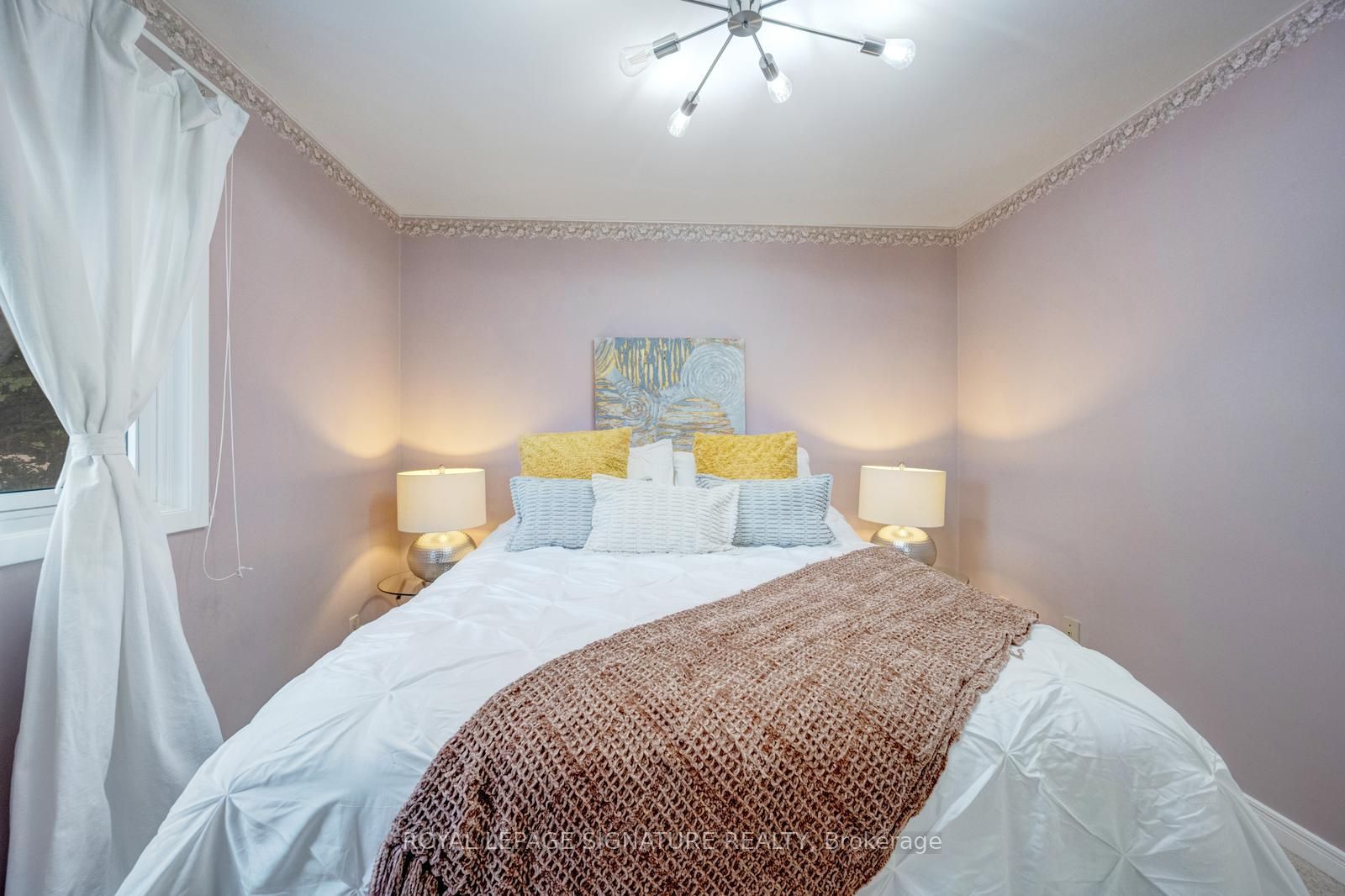 77 Mccraney Street W Property Photo 11