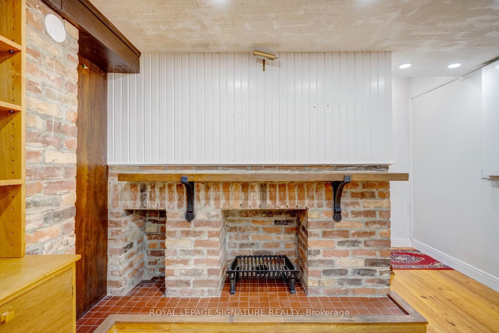 77 Mccraney Street W Property Photo 32