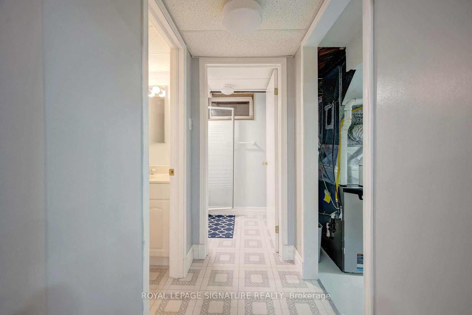 77 Mccraney Street W Property Photo 33