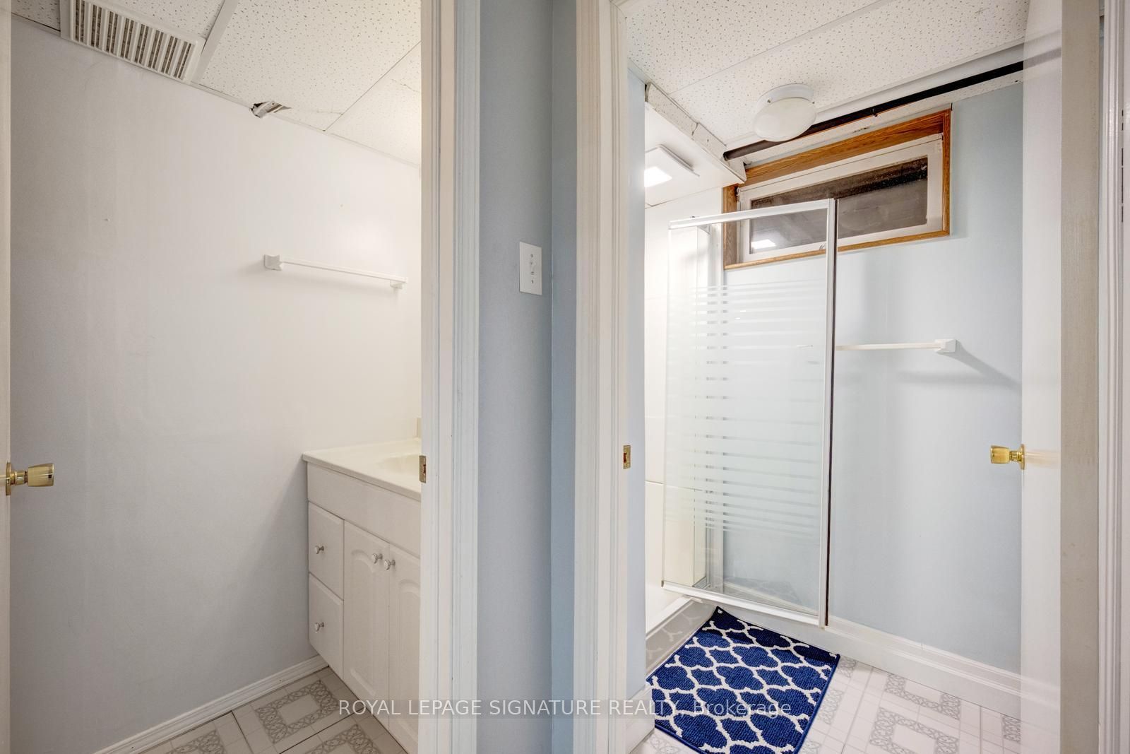77 Mccraney Street W Property Photo 35